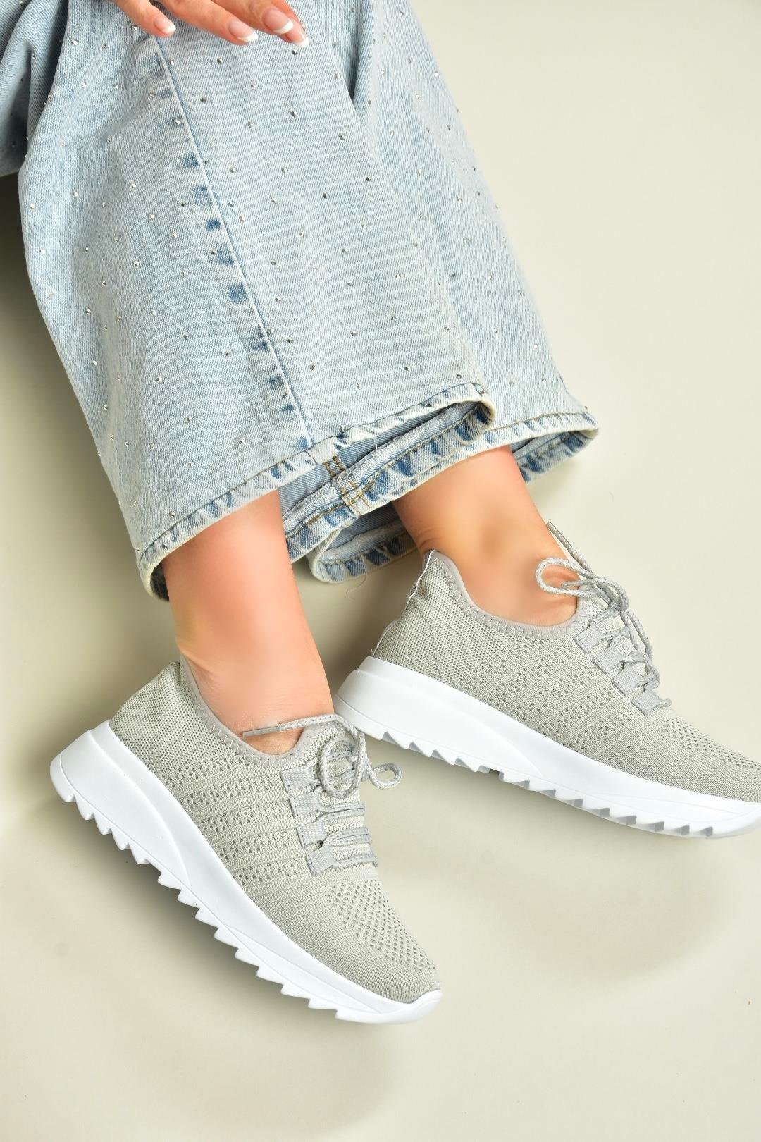 U702101204 Gri Kumaş Spor Ayakkabı Sneakers