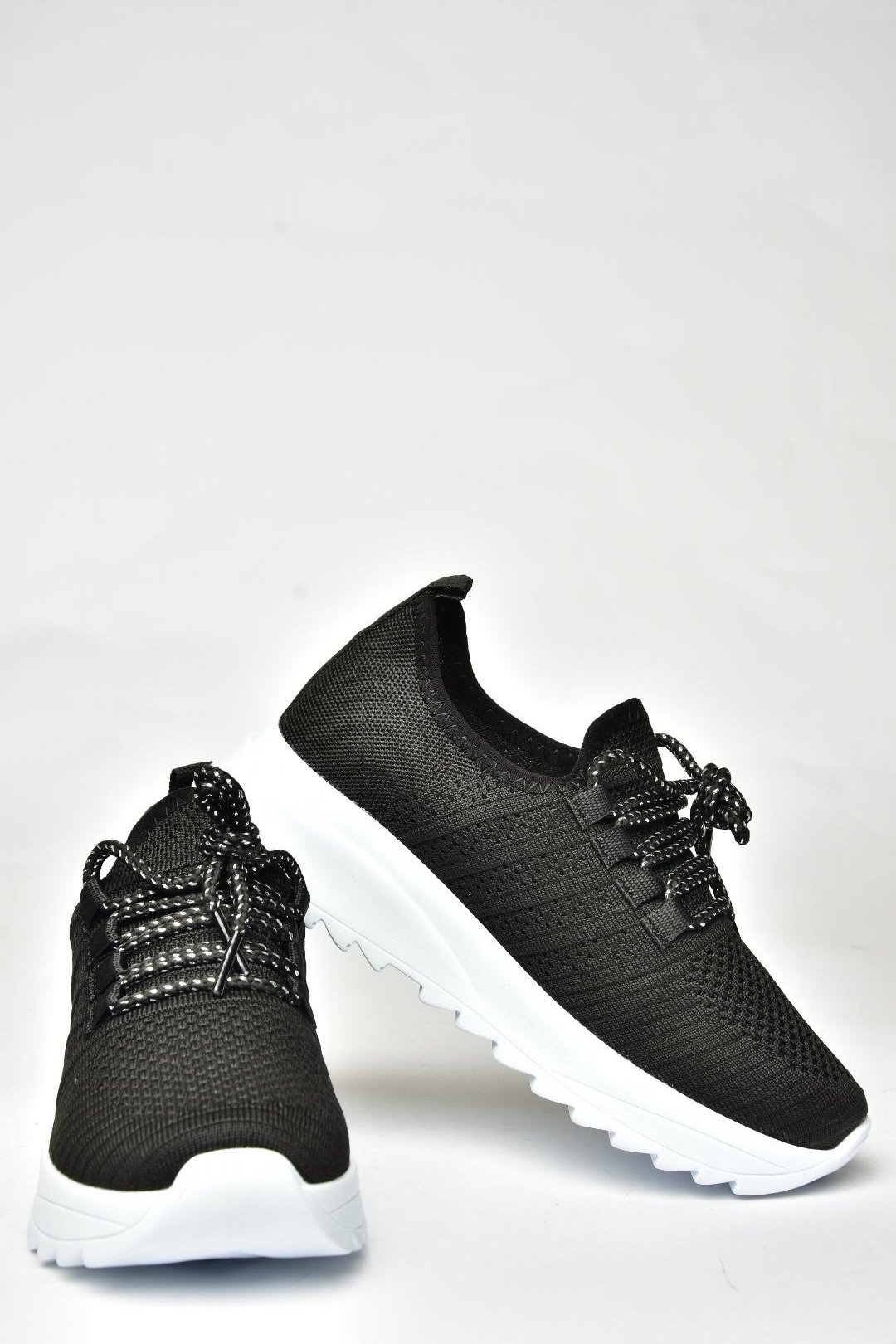 U702101204 Siyah/Beyaz Kumaş Spor Ayakkabı Sneakers