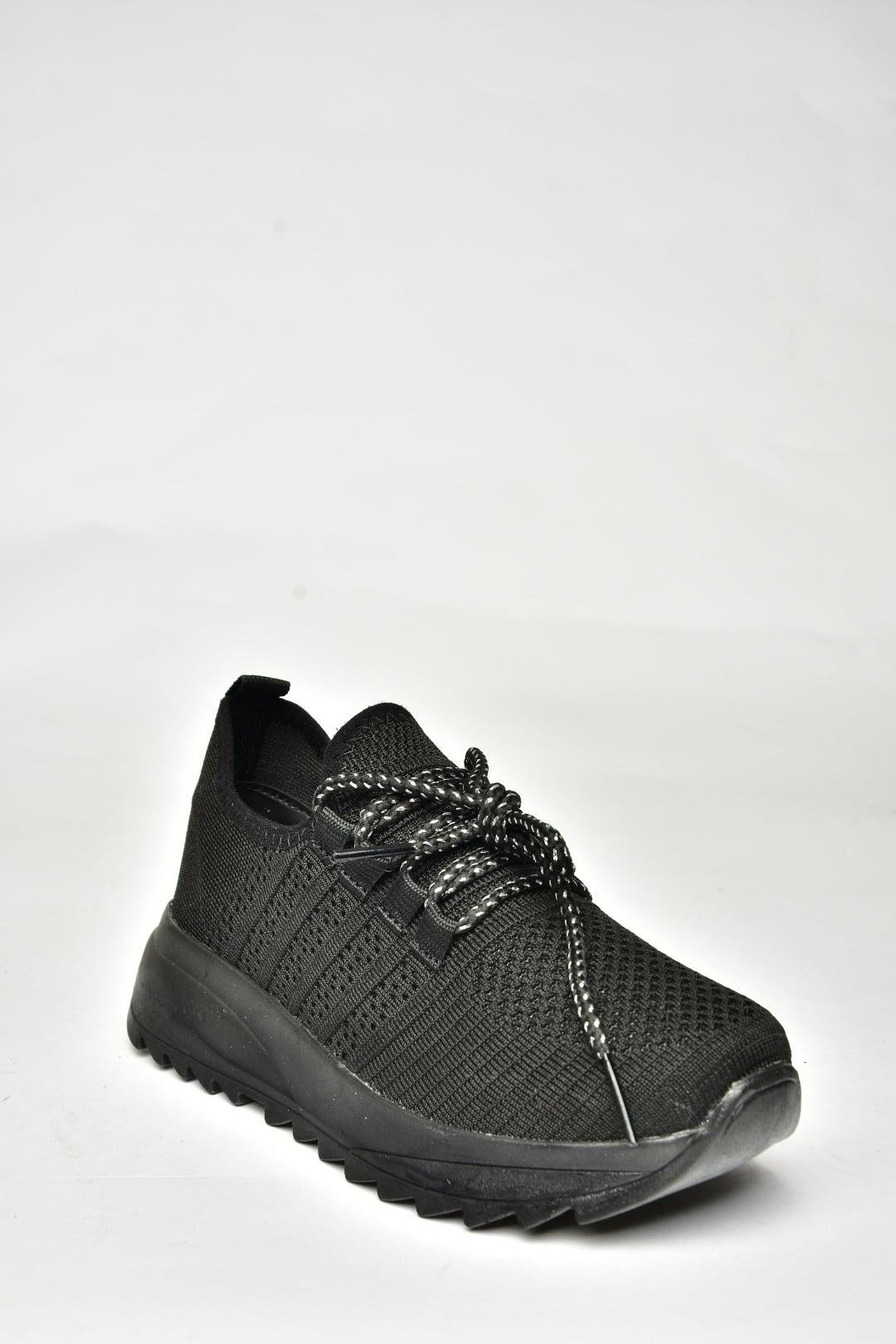 U702101204 Siyah/Siyah Kumaş Spor Ayakkabı Sneakers