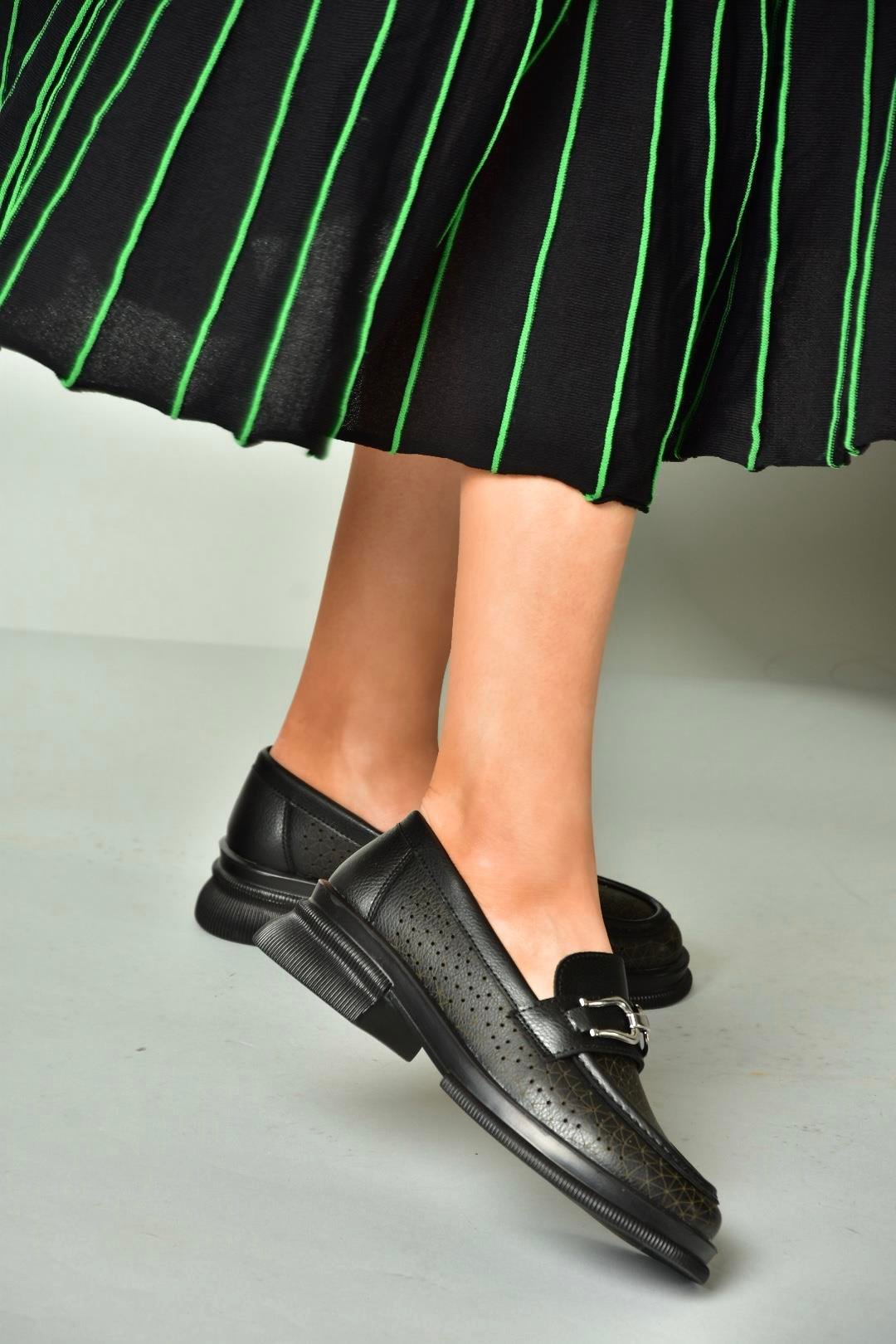 U704126509 Siyah Loafer Makosen Kadın Ayakkabı