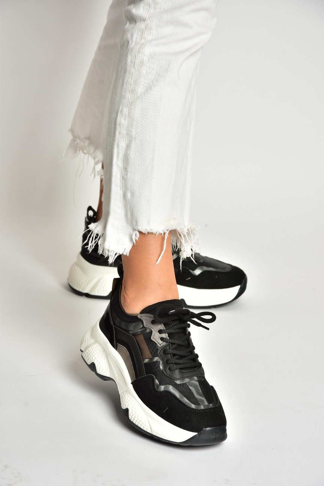 U973568209 Siyah Kalın Tabanlı Spor Ayakkabı Sneakers