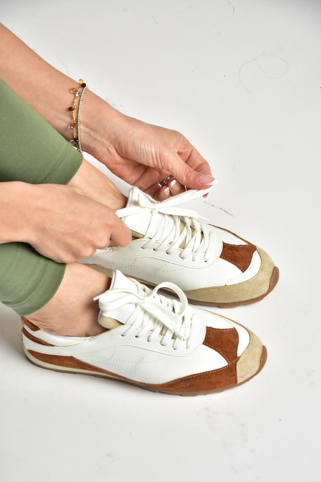 U973645209 Beyaz/Taba Spor Ayakkabı Sneakers