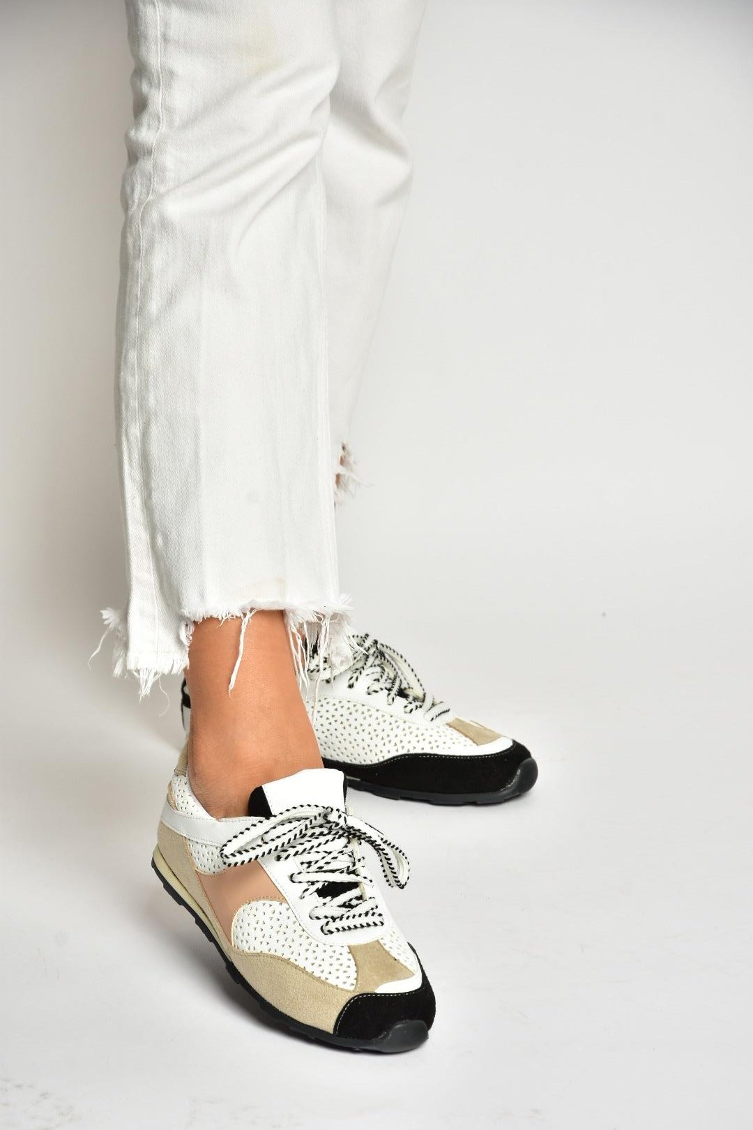 U973657309 Beyaz/Siyah Spor Ayakkabı Sneakers