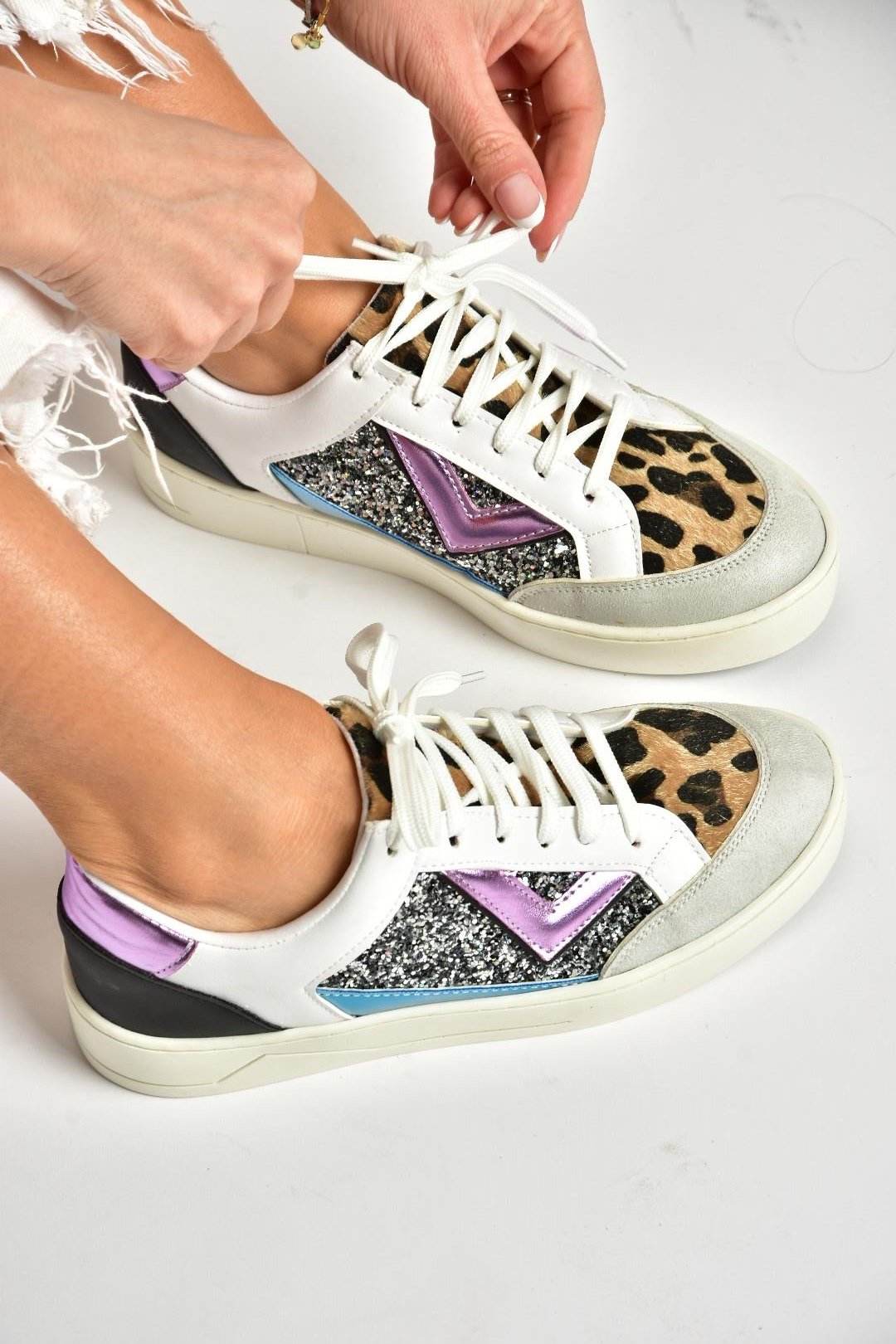 U973727209 Beyaz/Leopar Spor Ayakkabı Sneakers