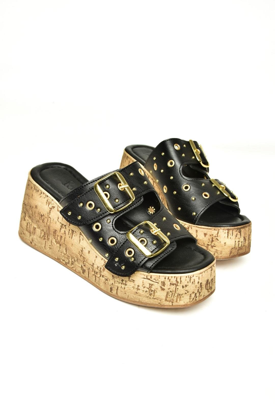 U996753509 Siyah Dolgu Topuklu Kadın Ayakkabı