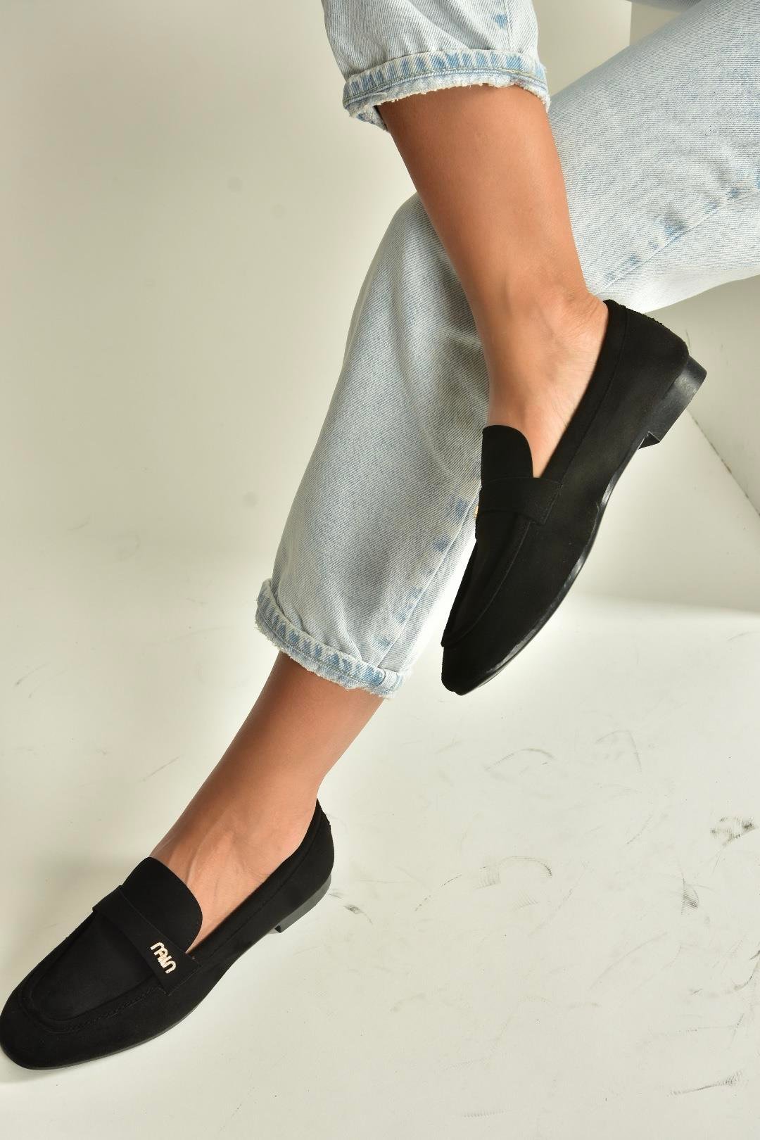 V250017502 Siyah Süet Günlük Kadın Ayakkabı