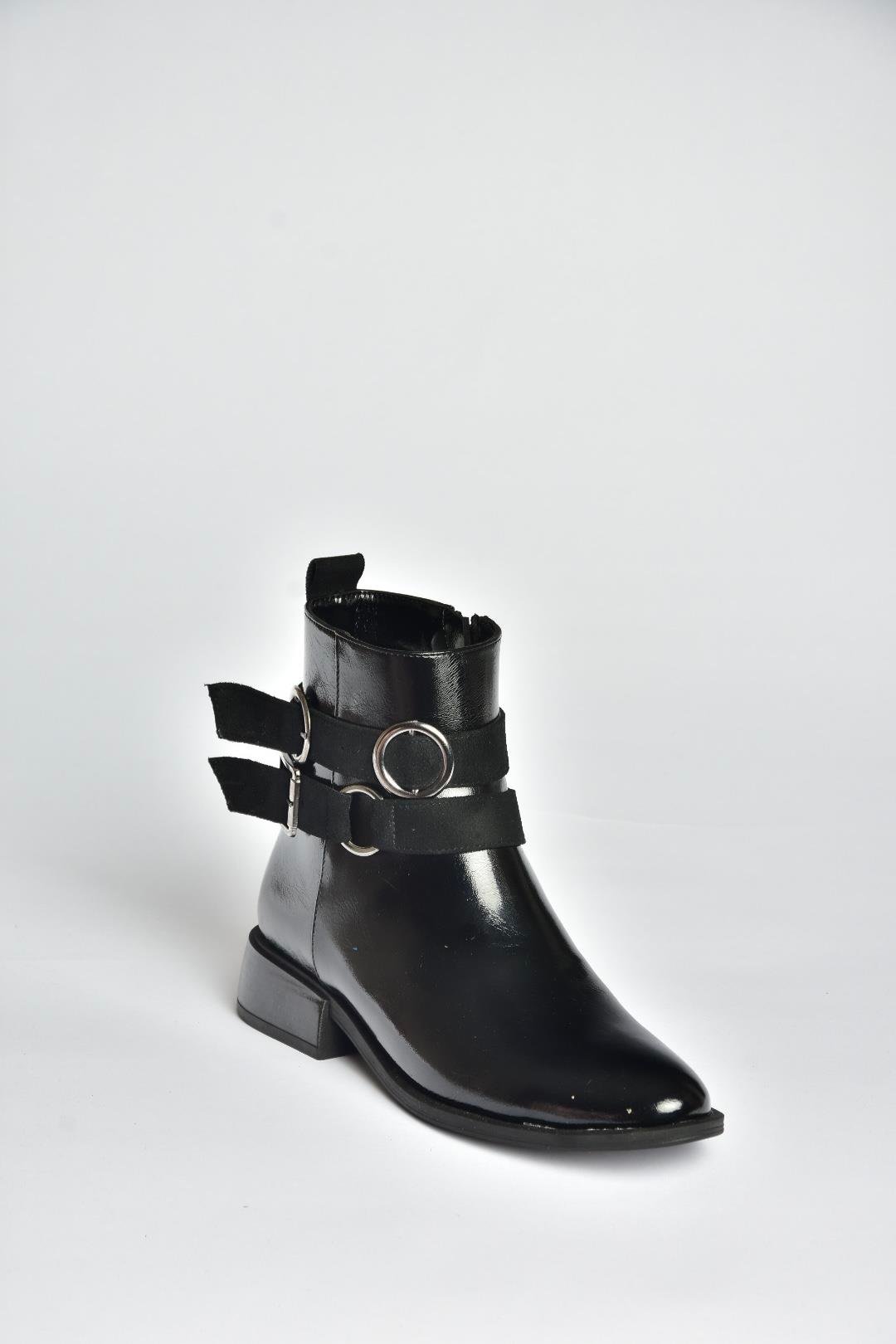 V312362260 Siyah Rustik Kemer DetaylI Kadın Bot