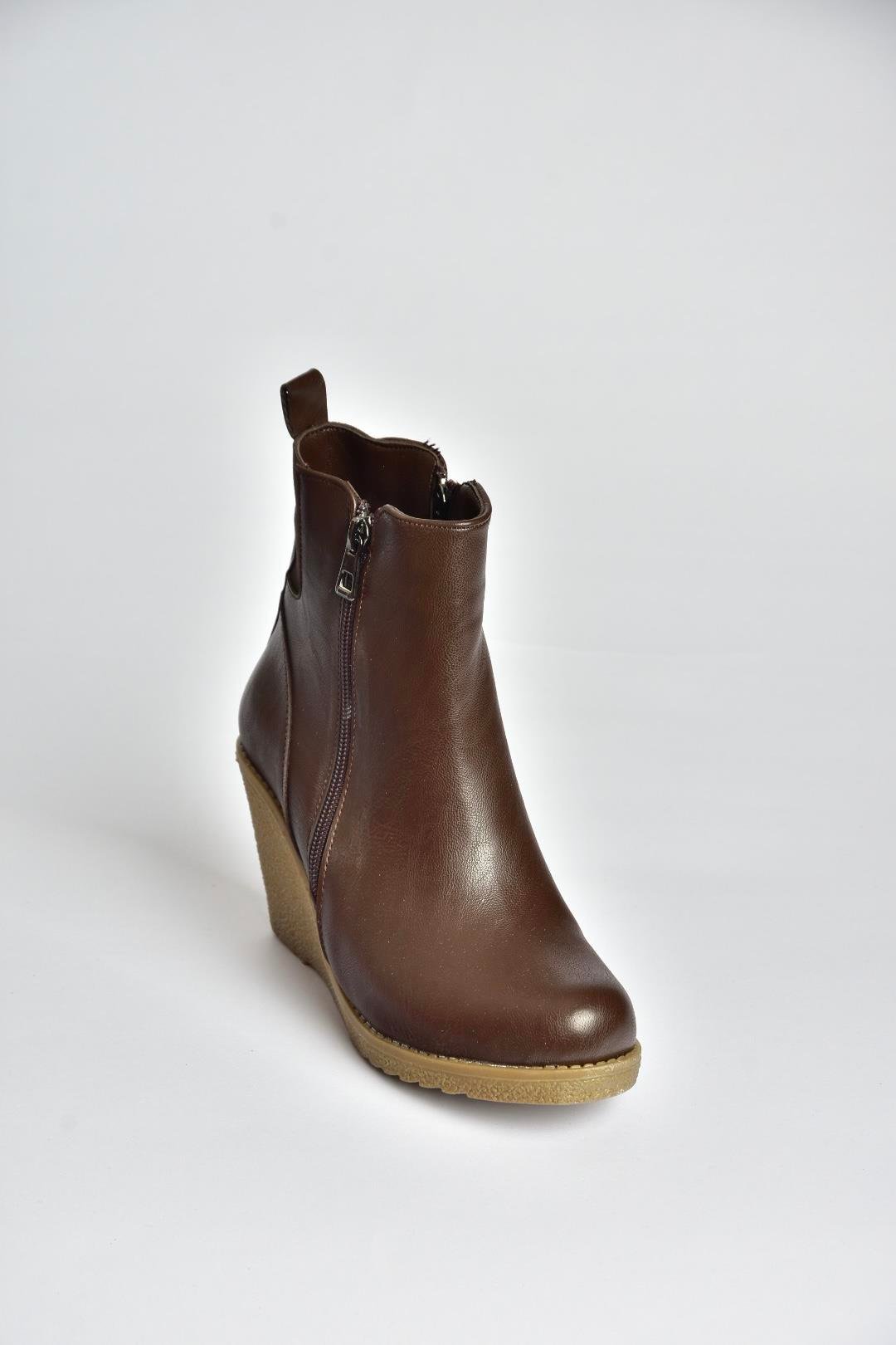 V361196809 Kahverengi Dolgu Topuklu Kadın Bot