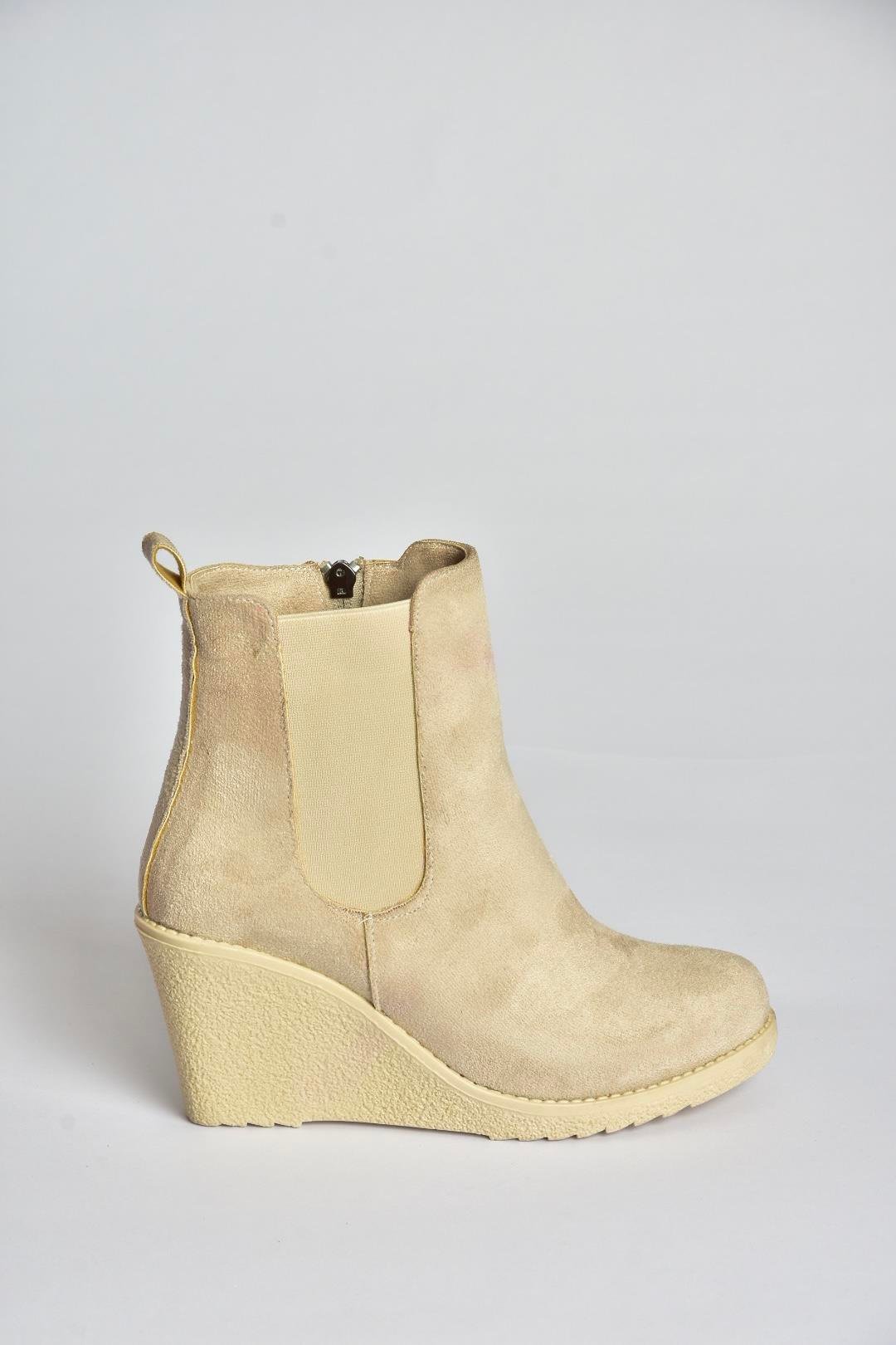 V361197002 Ten Süet Dolgu Topuklu Kadın Bot