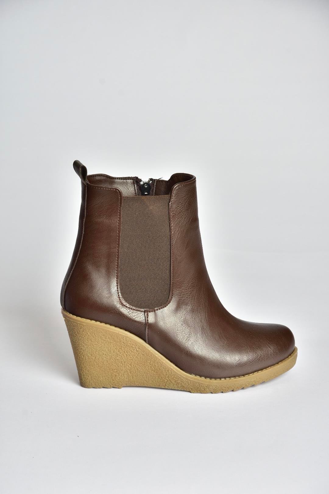 V361197009 Kahverengi Dolgu Topuklu Kadın Bot