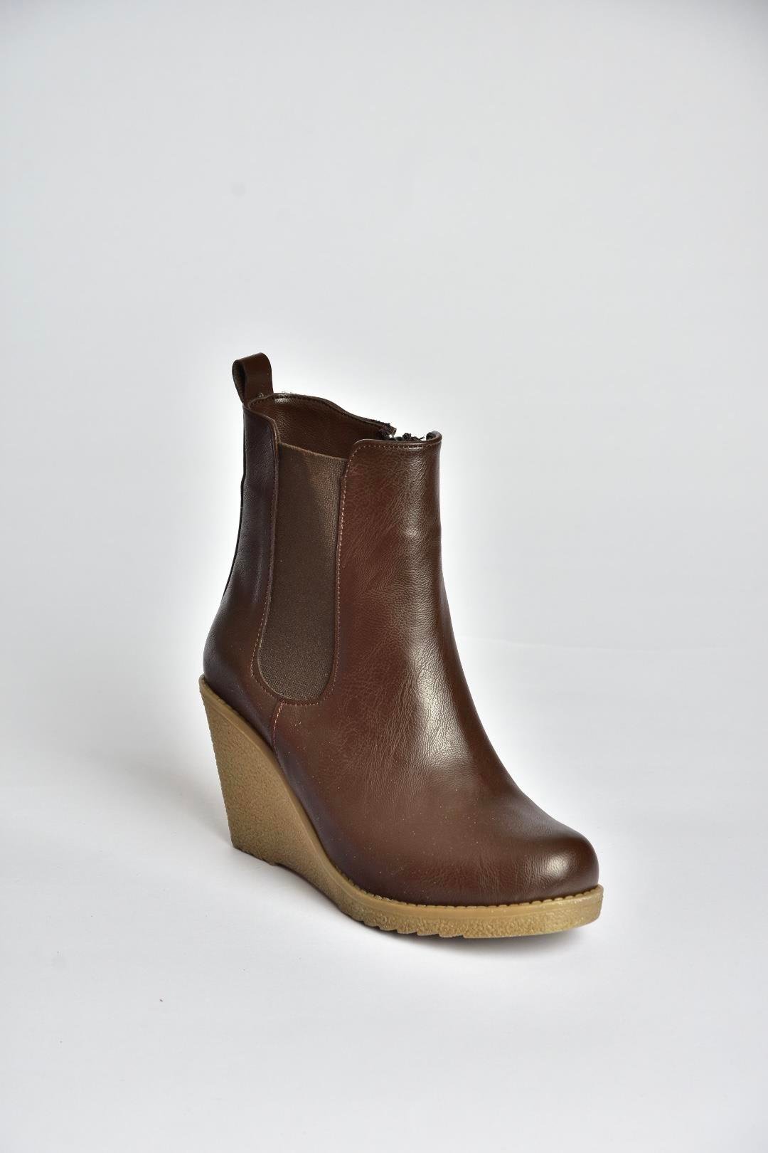 V361197009 Kahverengi Dolgu Topuklu Kadın Bot