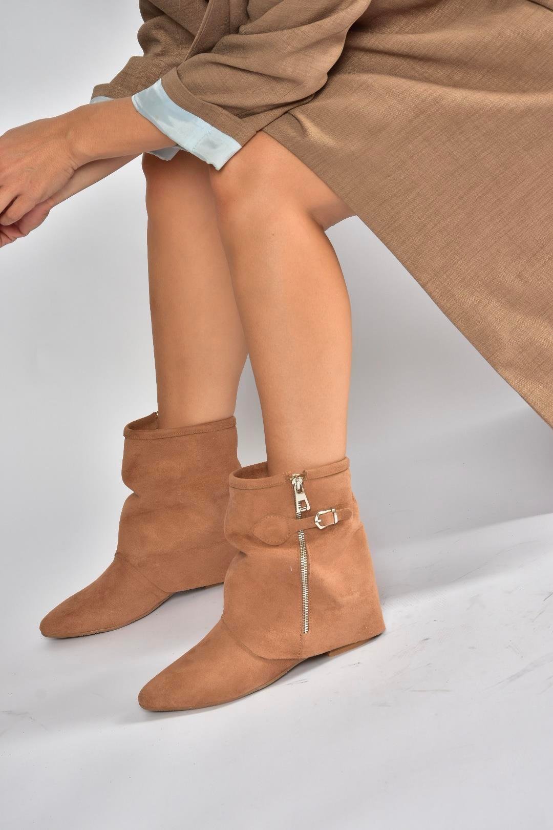 V380518102 Taba Süet Düz Taban Fermuar Detaylı Kadın Bot