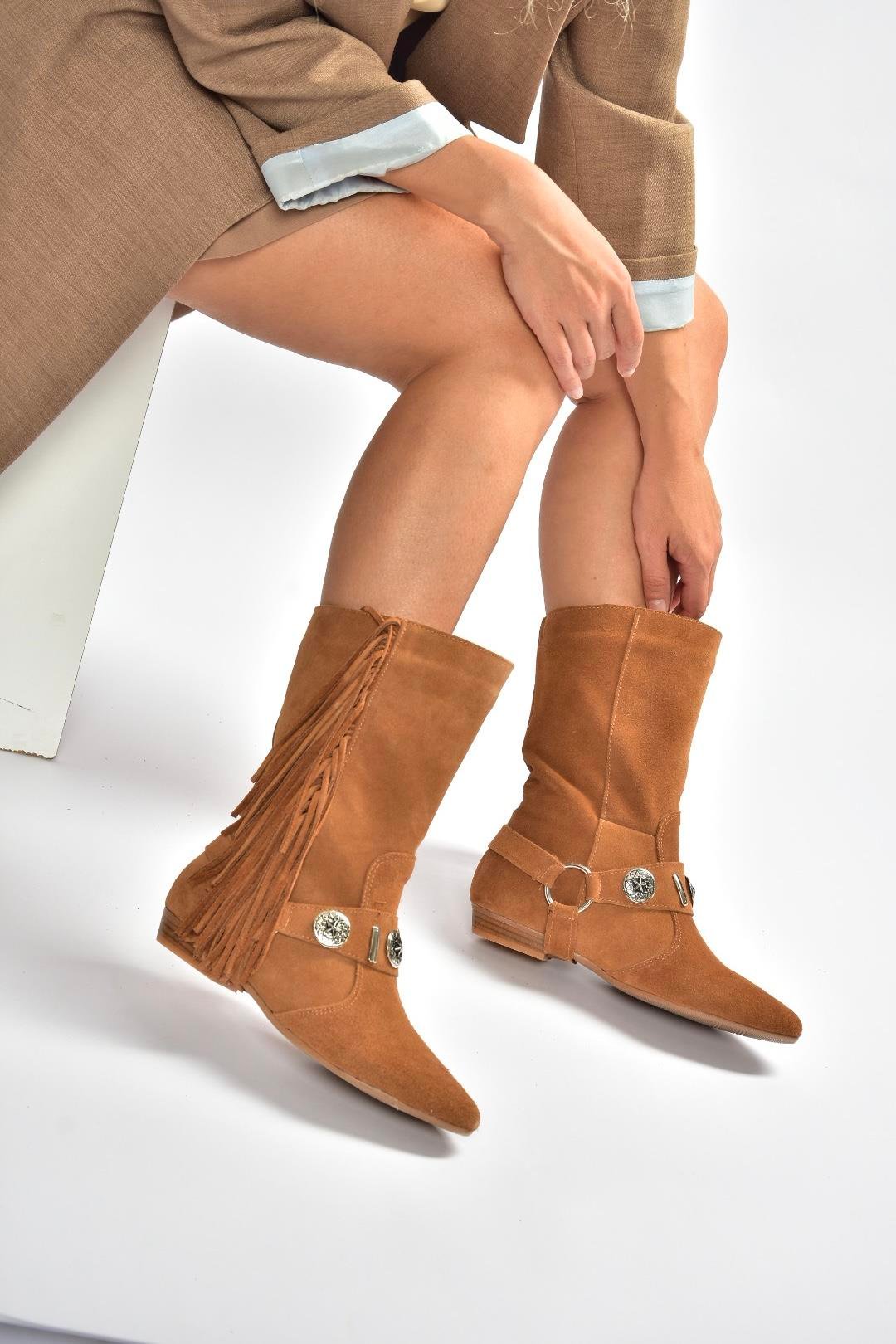 V380625502 Taba Süet Püskül Detaylı Kadın Bot