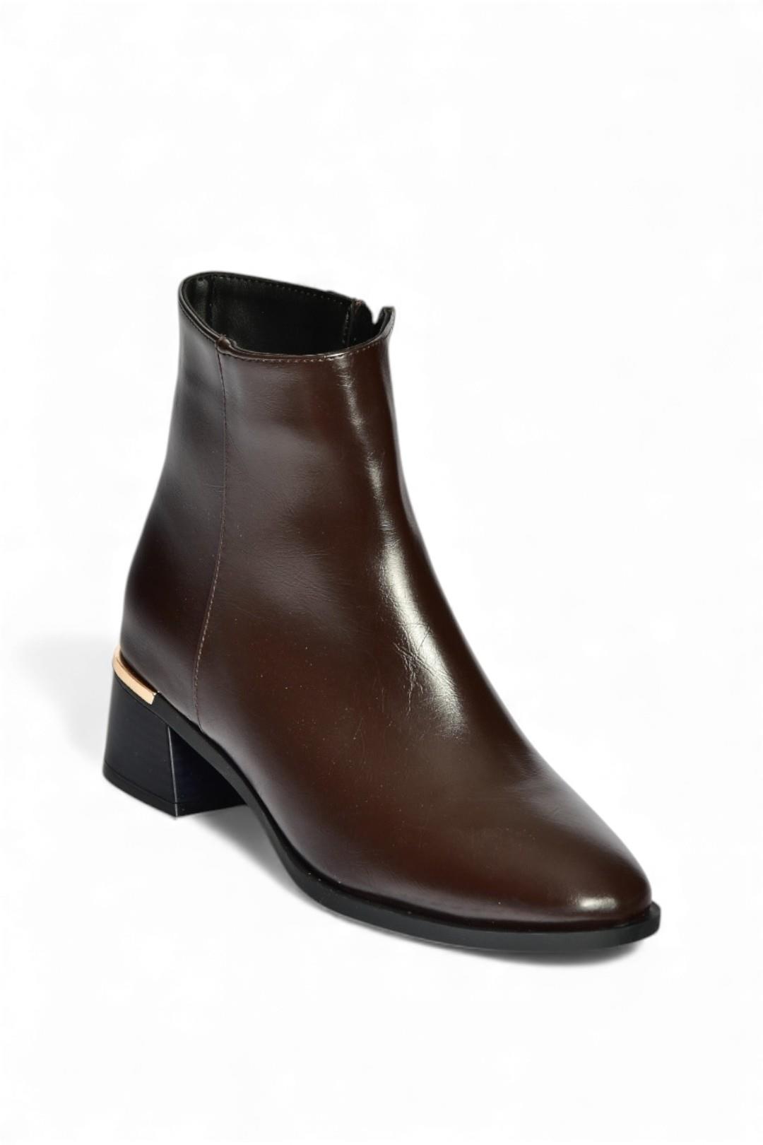 V518971109 Kahverengi Alçak Tabanlı Kadın Bot