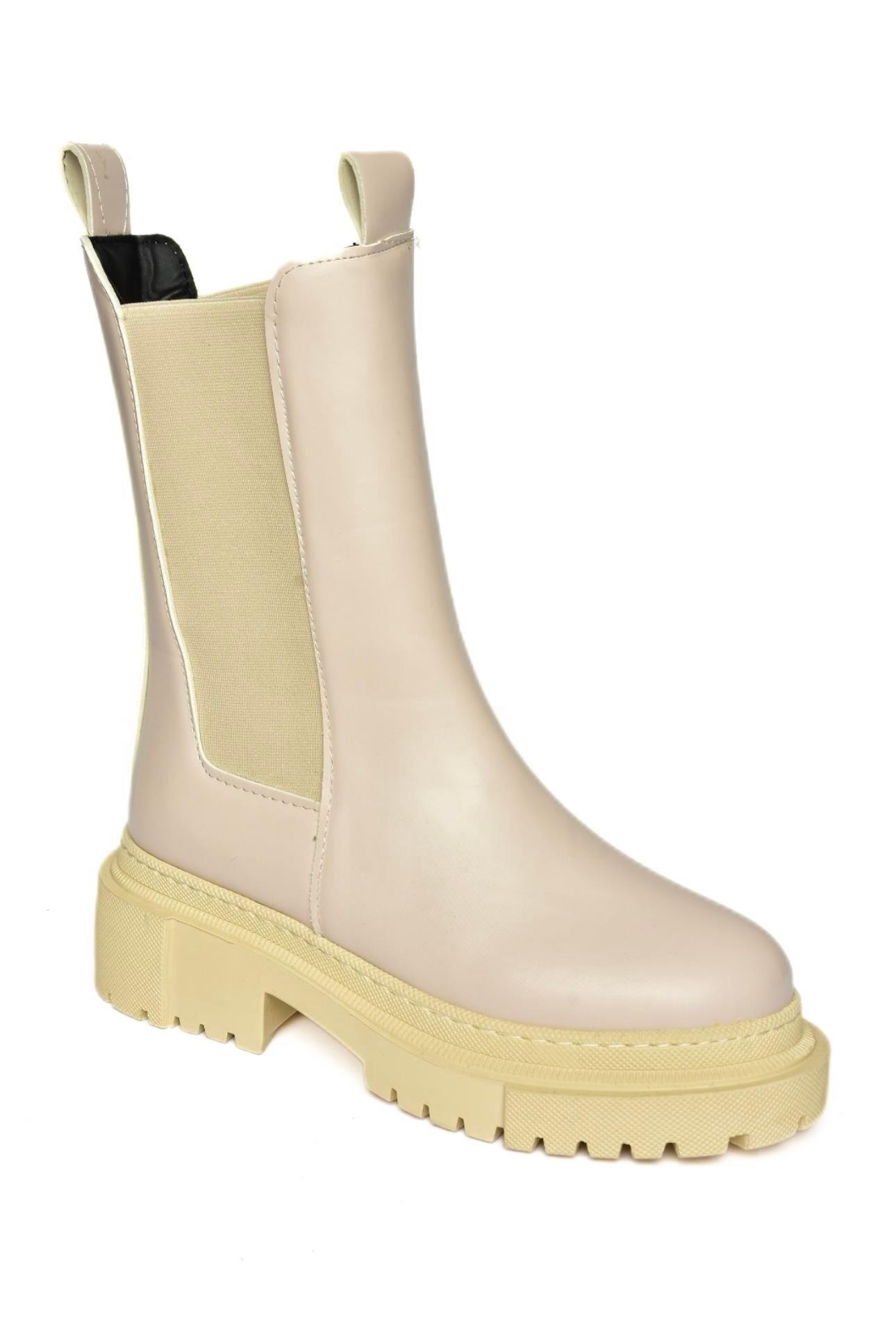 V652549009 Bej Kalın Tabanlı Lastik Detaylı Kadın Bot