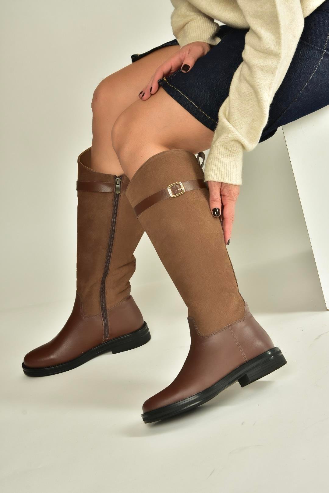 V654002803 Kahverengi Hakiki Deri Düz Tabanlı Binici Çizmesi