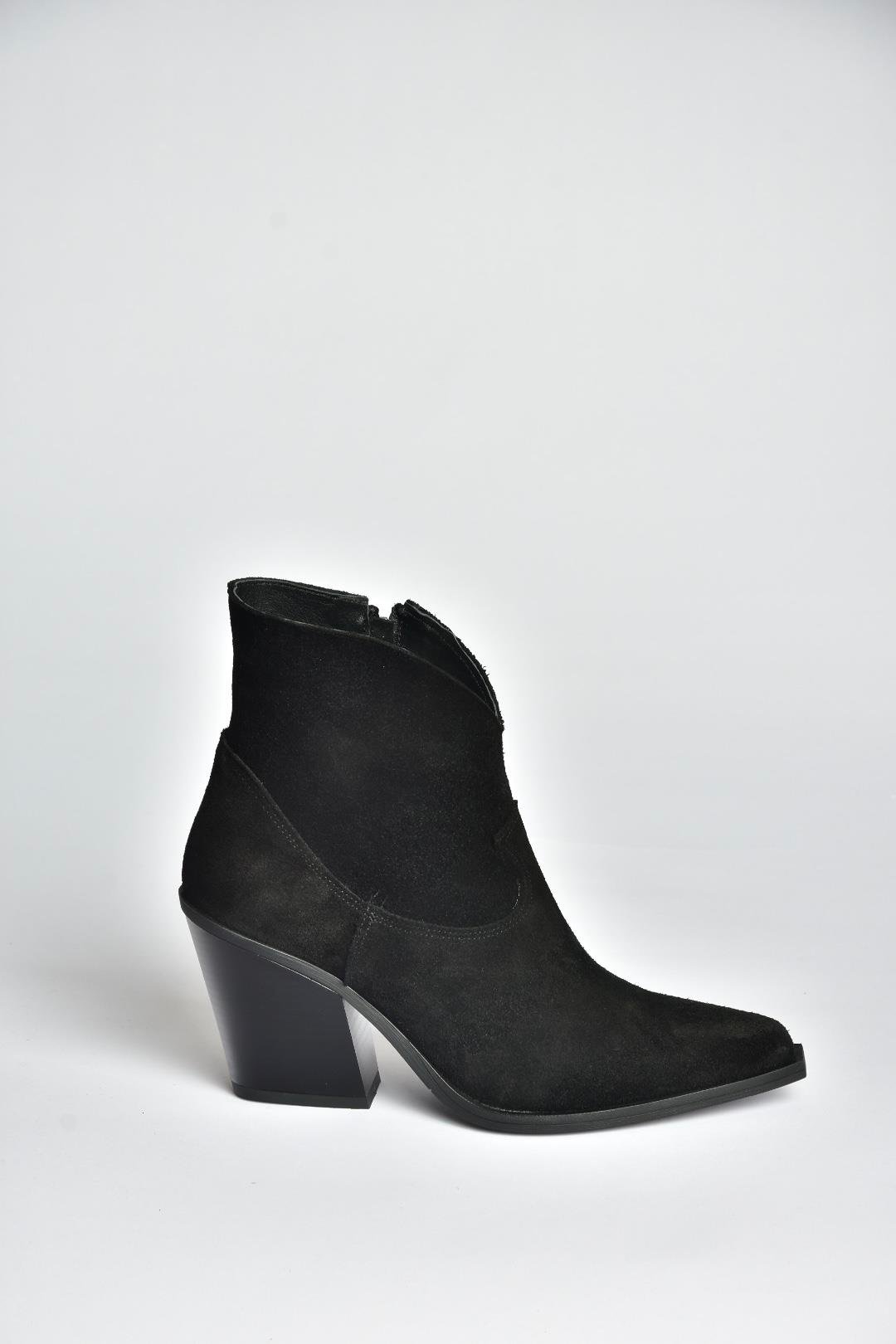 V654081902 Siyah Hakiki Deri Süet Kalın Topuklu Western Kovboy Kadın Bot