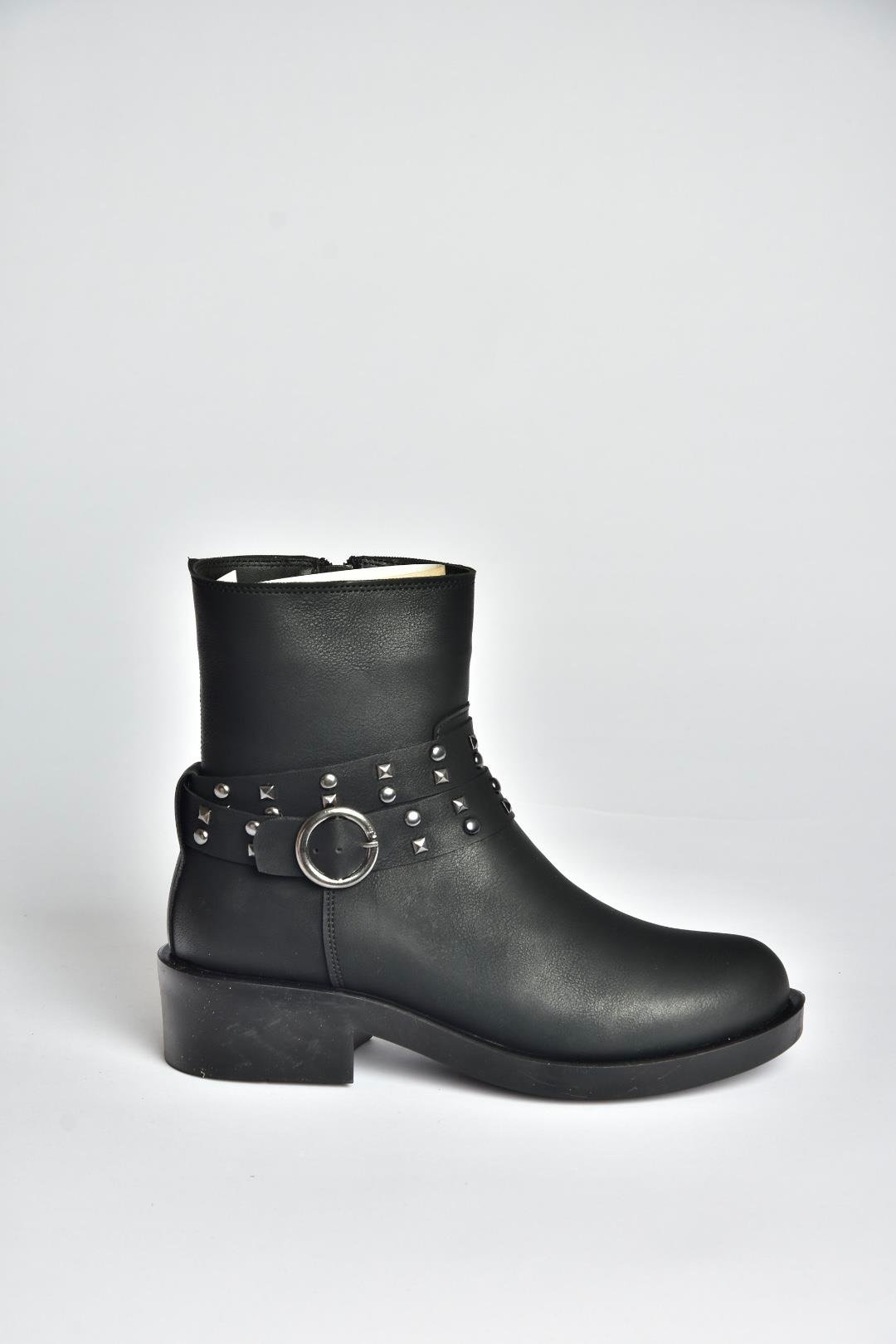 V674121209 Siyah Alçak Topuklu Fermuarlı Kadın Bot