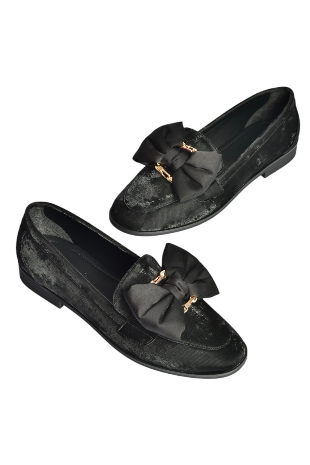 V820002901 Siyah Nubuk Kurdele Detaylı Kadın Ayakkabı