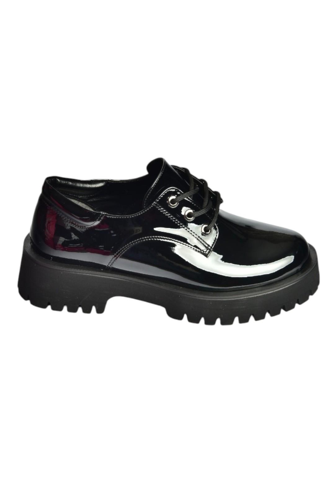 V820007108 Siyah Rugan Kalın Tabanlı Klasik Ayakkabı