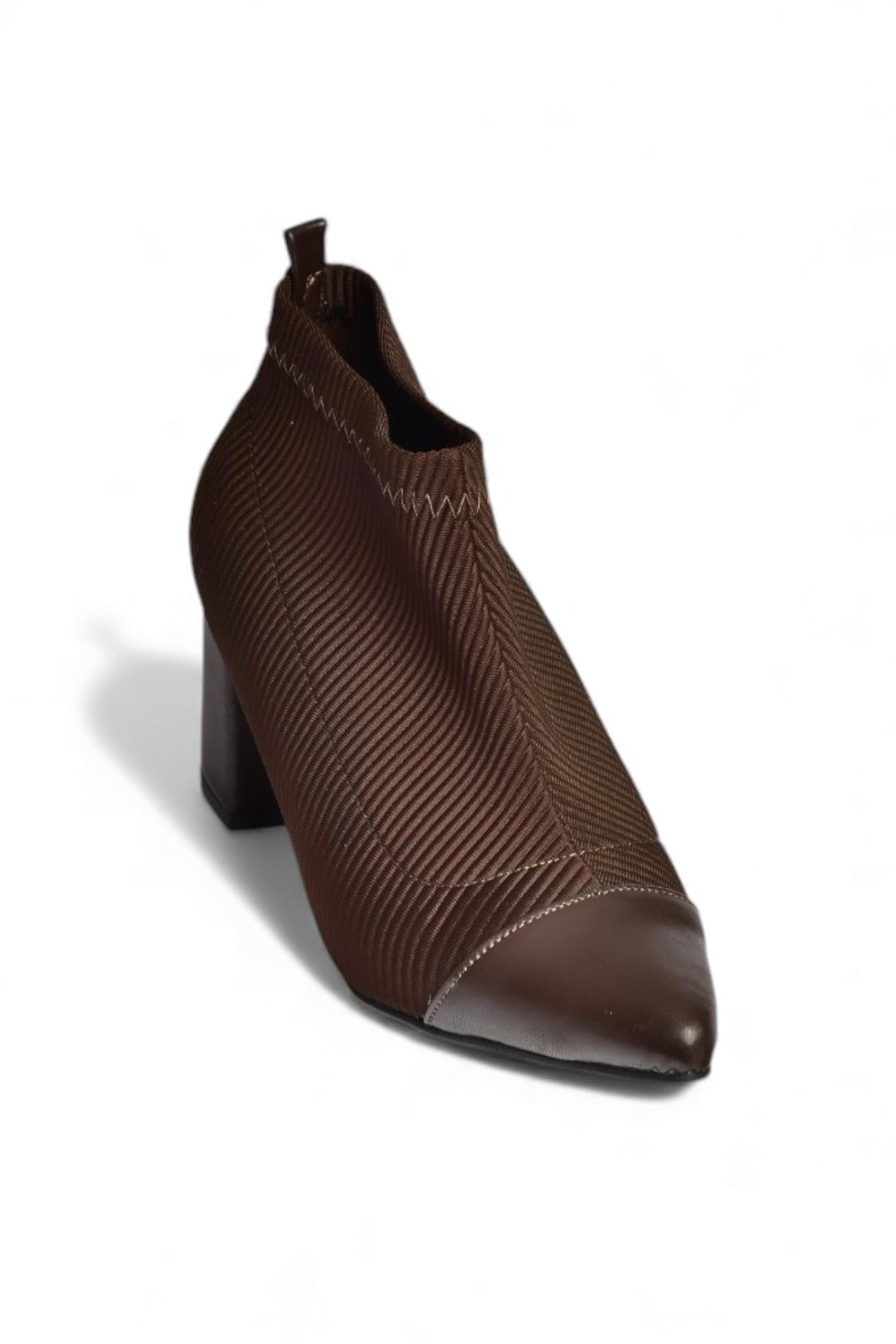 V820178004 Kahverengi Triko Kumaş Kalın Topuklu Kadın Bot
