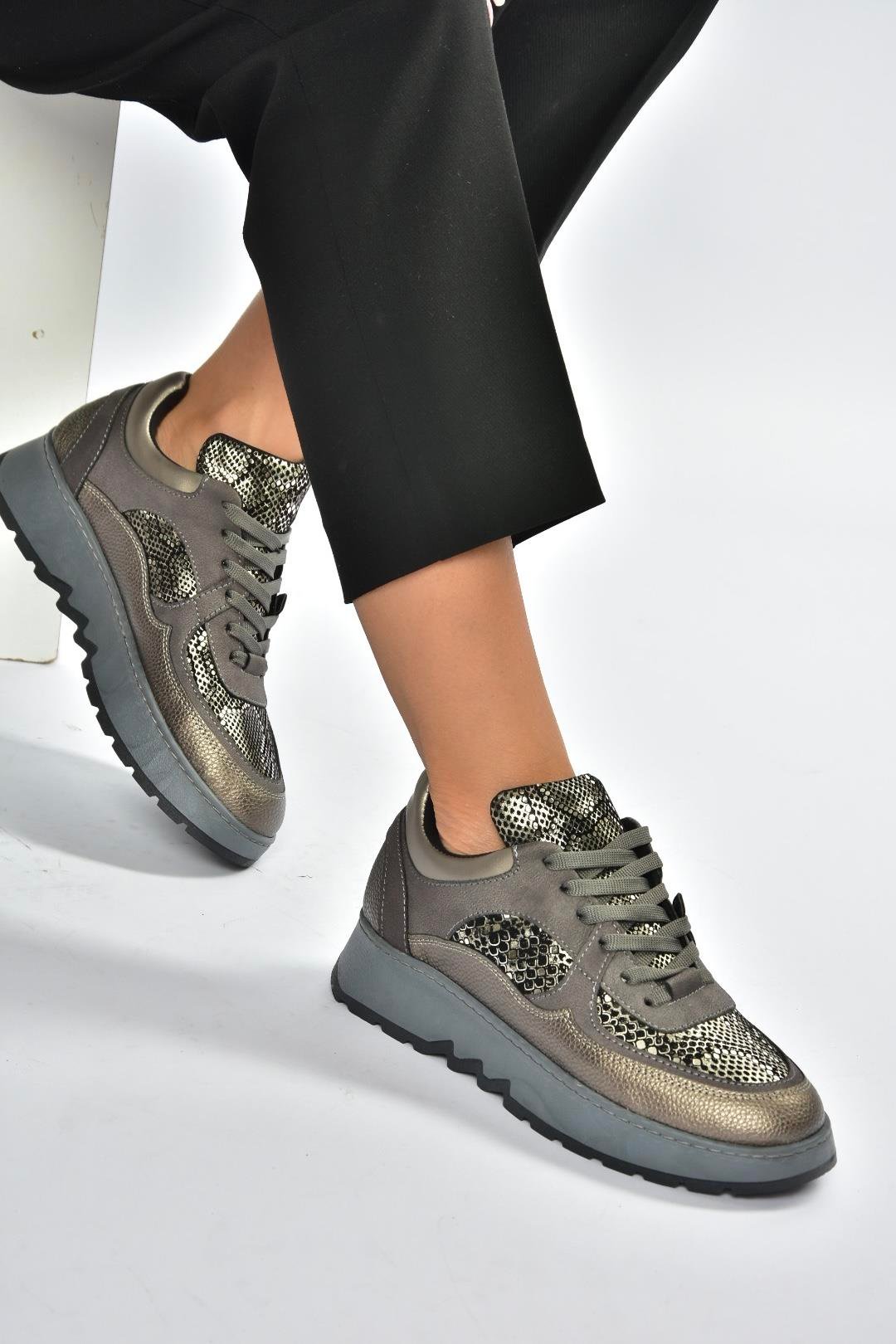 V820720309 Gri Kalın Tabanlı Spor Ayakkabı Sneakers