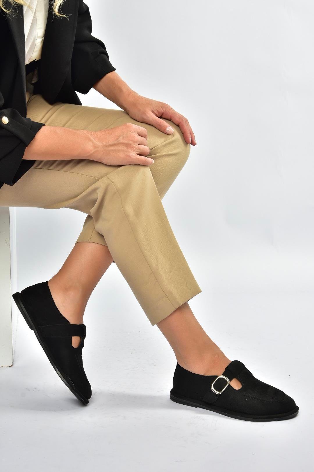 V846871002 Siyah Süet Günlük Kadın Ayakkabı