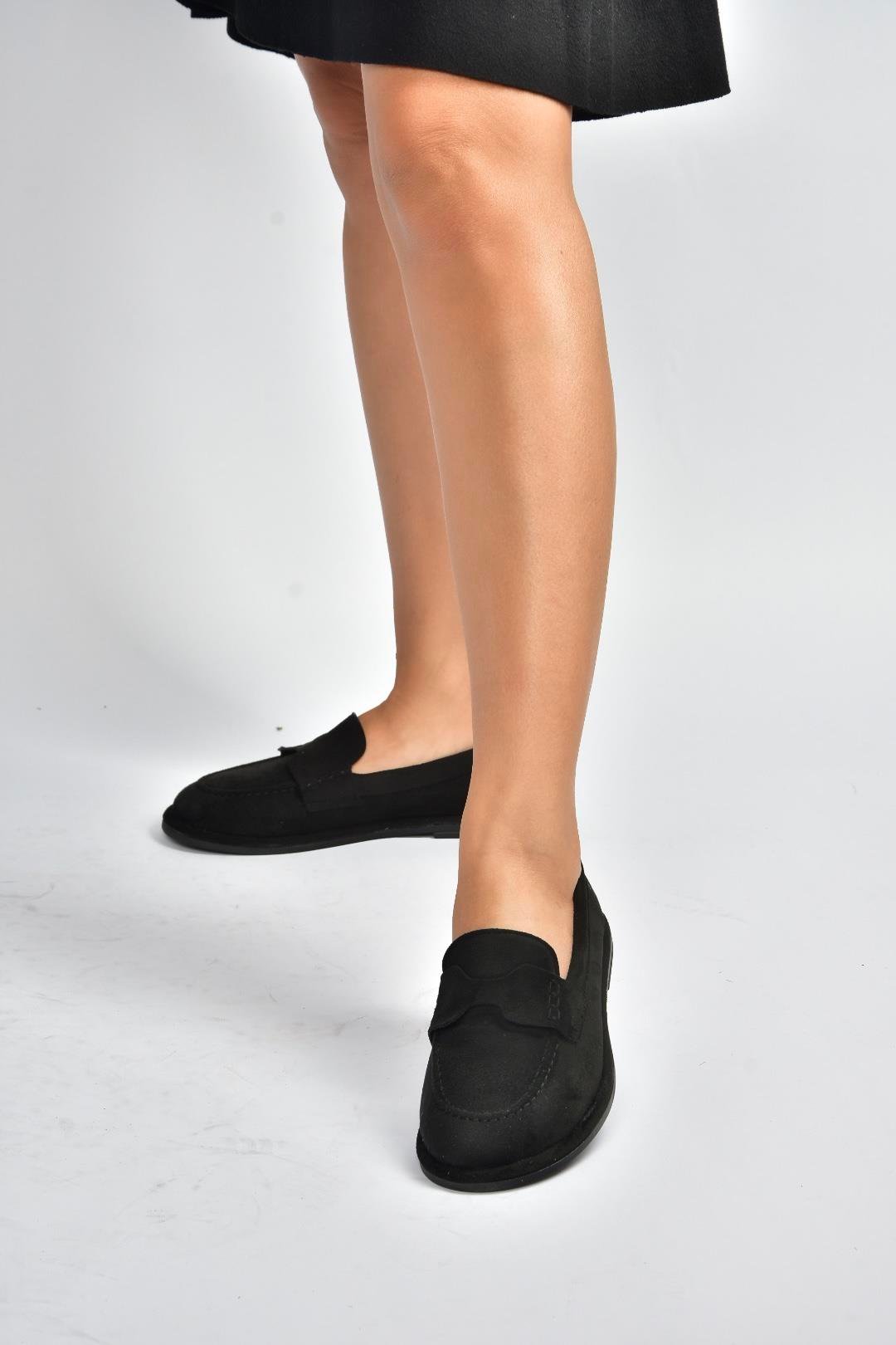 V846872102 Siyah Süet Günlük Kadın Ayakkabı