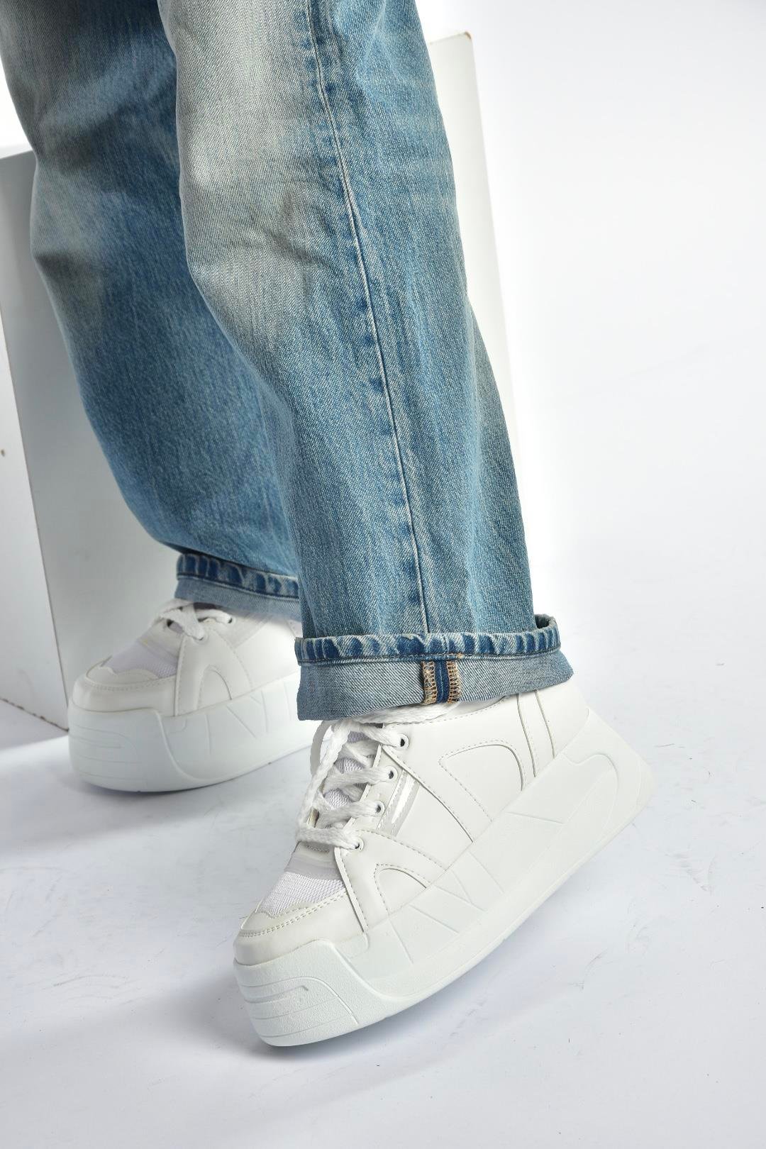 V973019109 Beyaz Kalın Tabanlı Kadın Spor Ayakkabı Sneakers