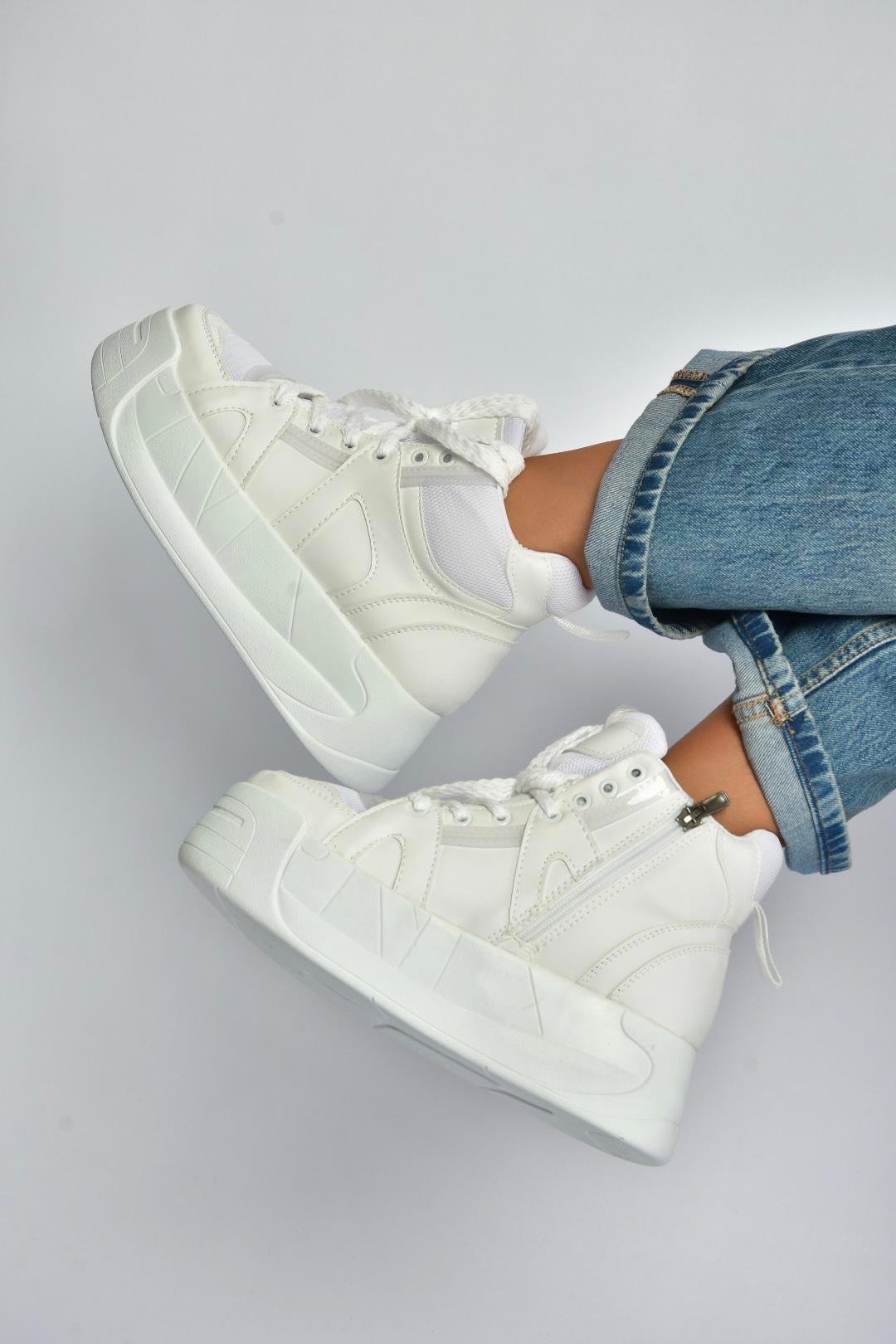 V973019109 Beyaz Kalın Tabanlı Kadın Spor Ayakkabı Sneakers