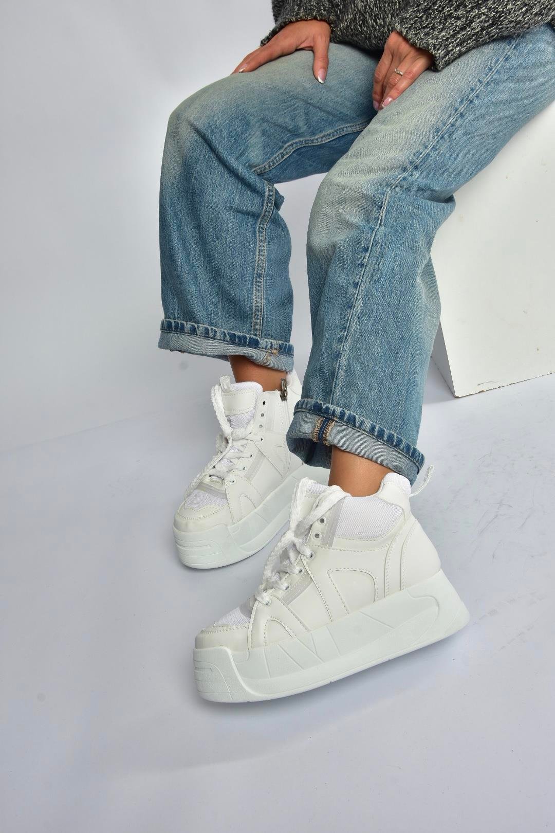 V973019109 Beyaz Kalın Tabanlı Kadın Spor Ayakkabı Sneakers