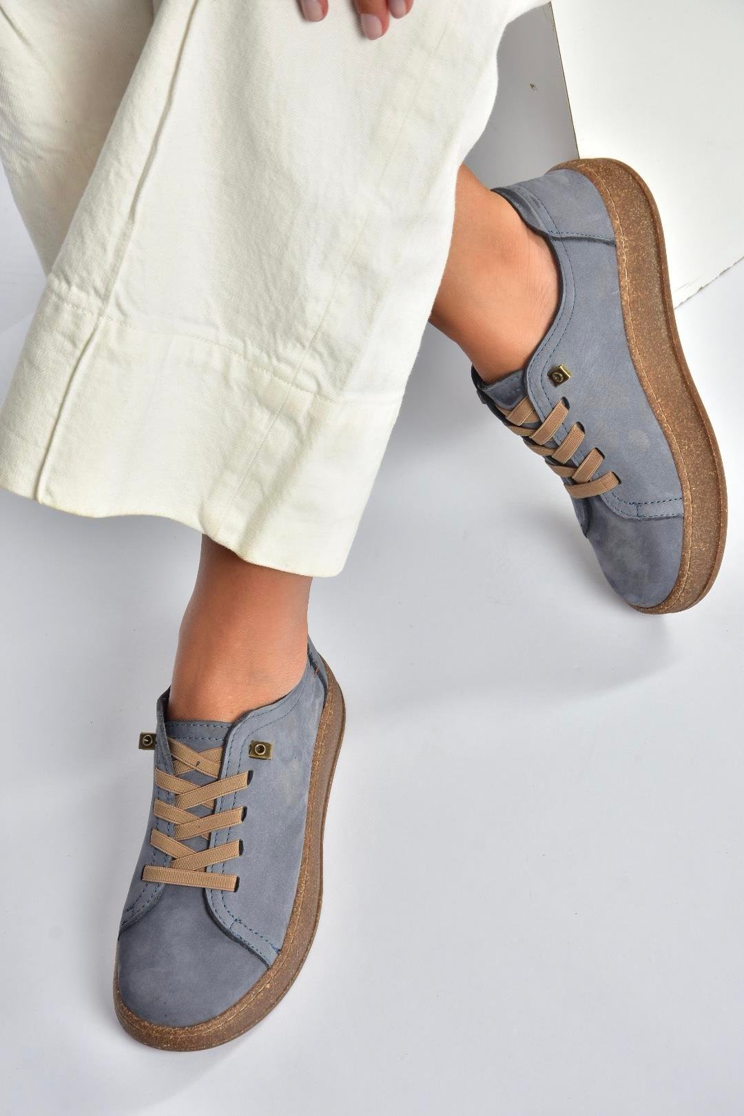 V999060501 Mavi Hakiki Deri Nubuk Kadın Spor Ayakkabı Sneakers