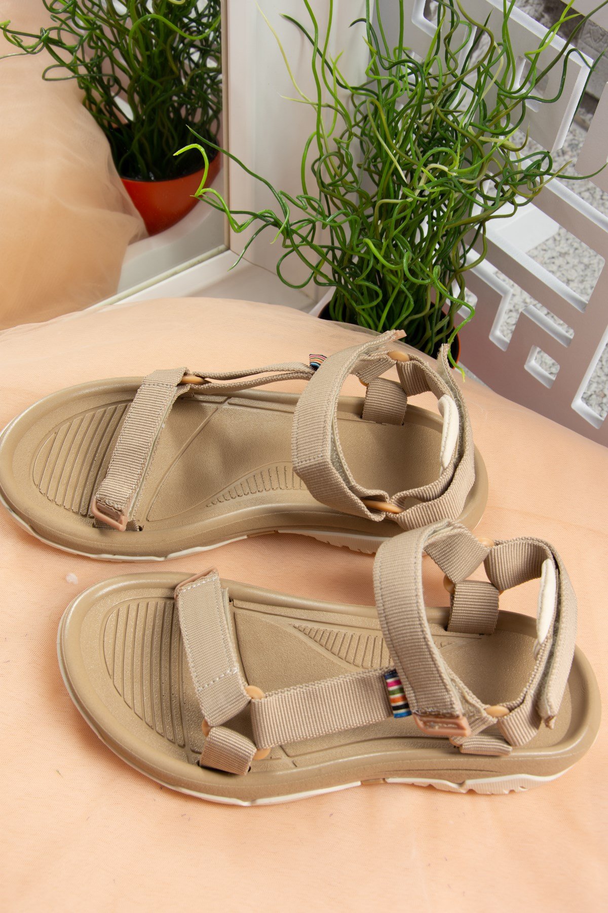 Vizon Kumaş Kadın Cırtlı Trekking Sandalet K838862504