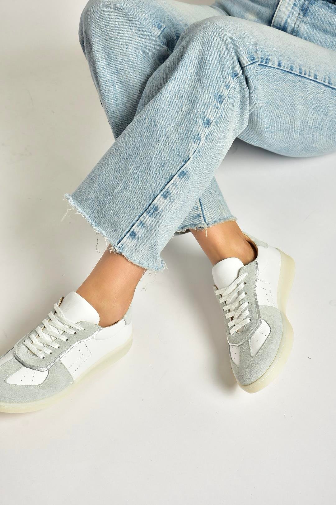 Y555201403 Beyaz Hakiki Deri Kadın Spor Ayakkabı Sneakers