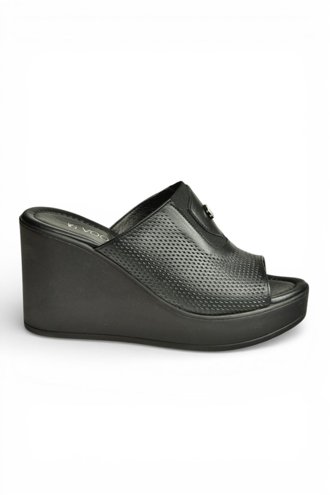 Y555250703 Siyah Hakiki Deri Dolgu Topuklu Kadın Terlik