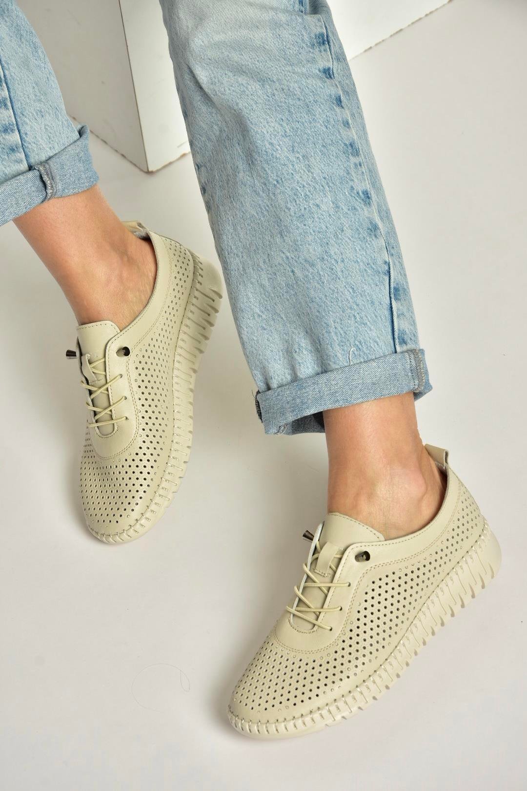 Y555705103 Bej Hakiki Deri Comfort Ortopedik Taban Kadın Ayakkabı