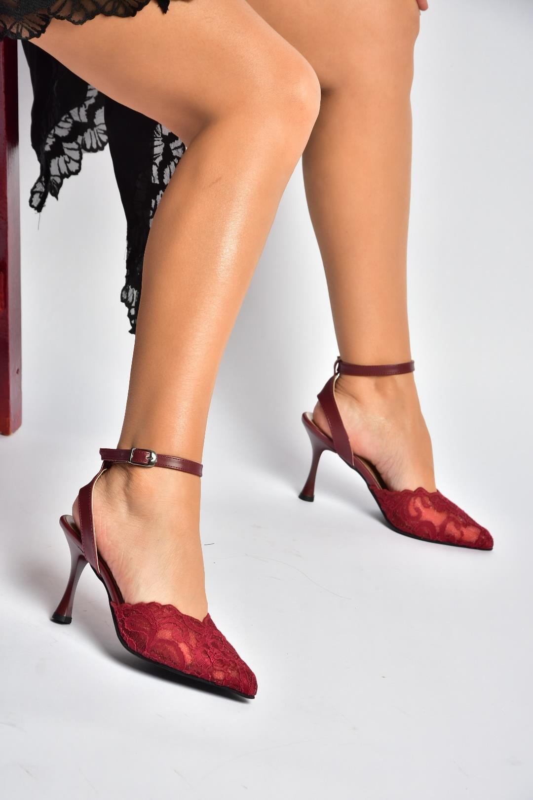 Y752044206 Bordo Dantelli İnce Topuklu Kadın Ayakkabı