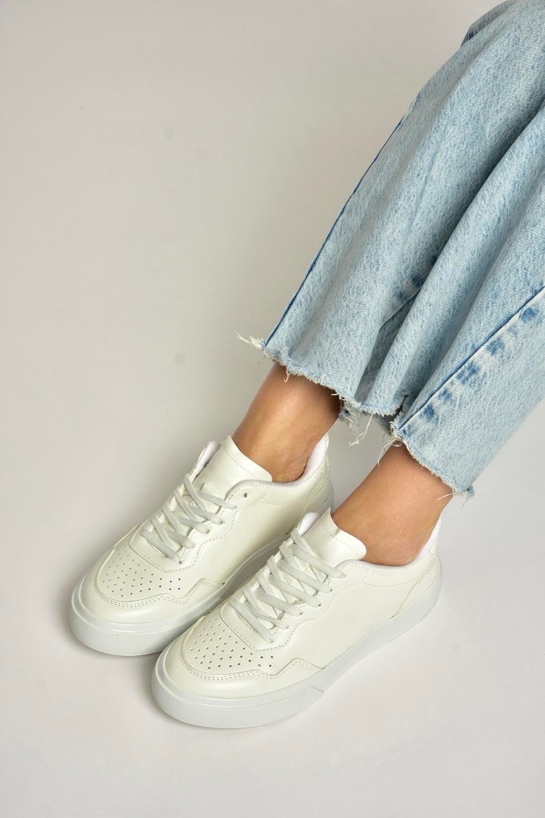 Y973890109 Beyaz Spor Ayakkabı Sneakers