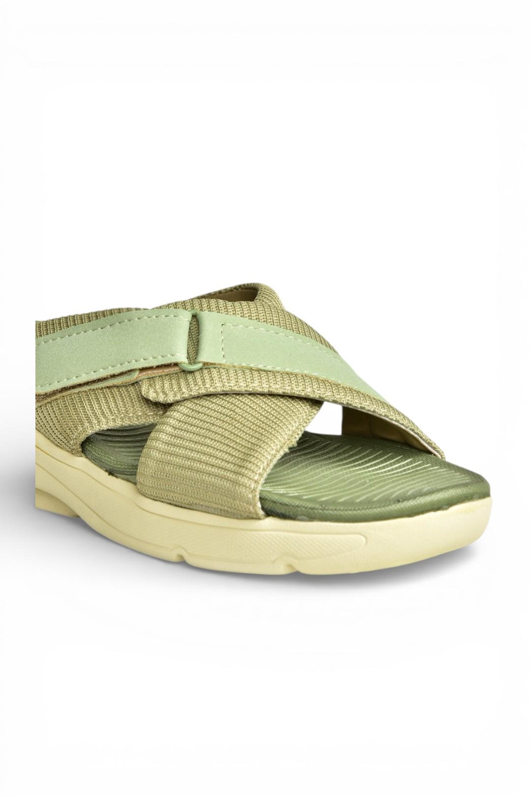 Y973935004 Yeşil Kumaş Kalın Tabanlı Kadın Terlik