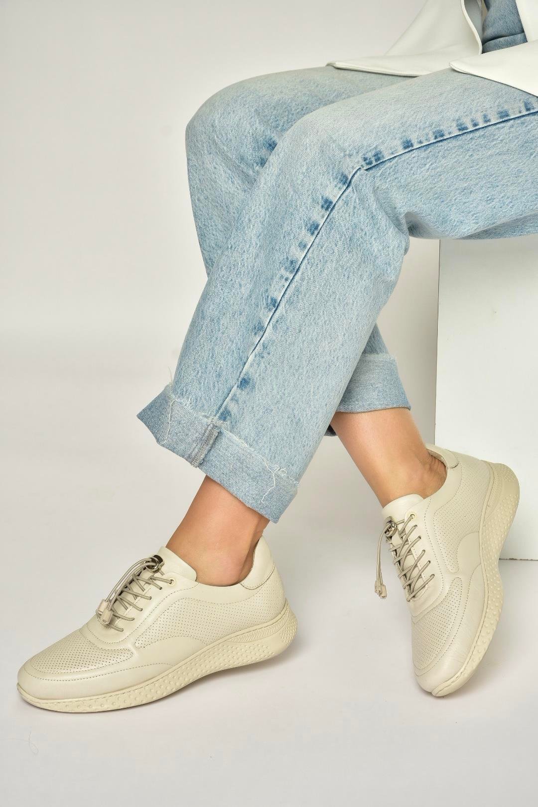 Y999255803 Bej Hakiki Deri Kadın Spor Ayakkabı Sneakers