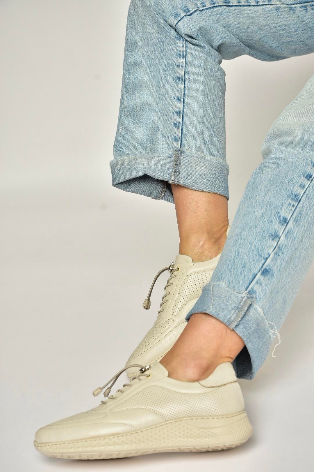 Y999255803 Bej Hakiki Deri Kadın Spor Ayakkabı Sneakers