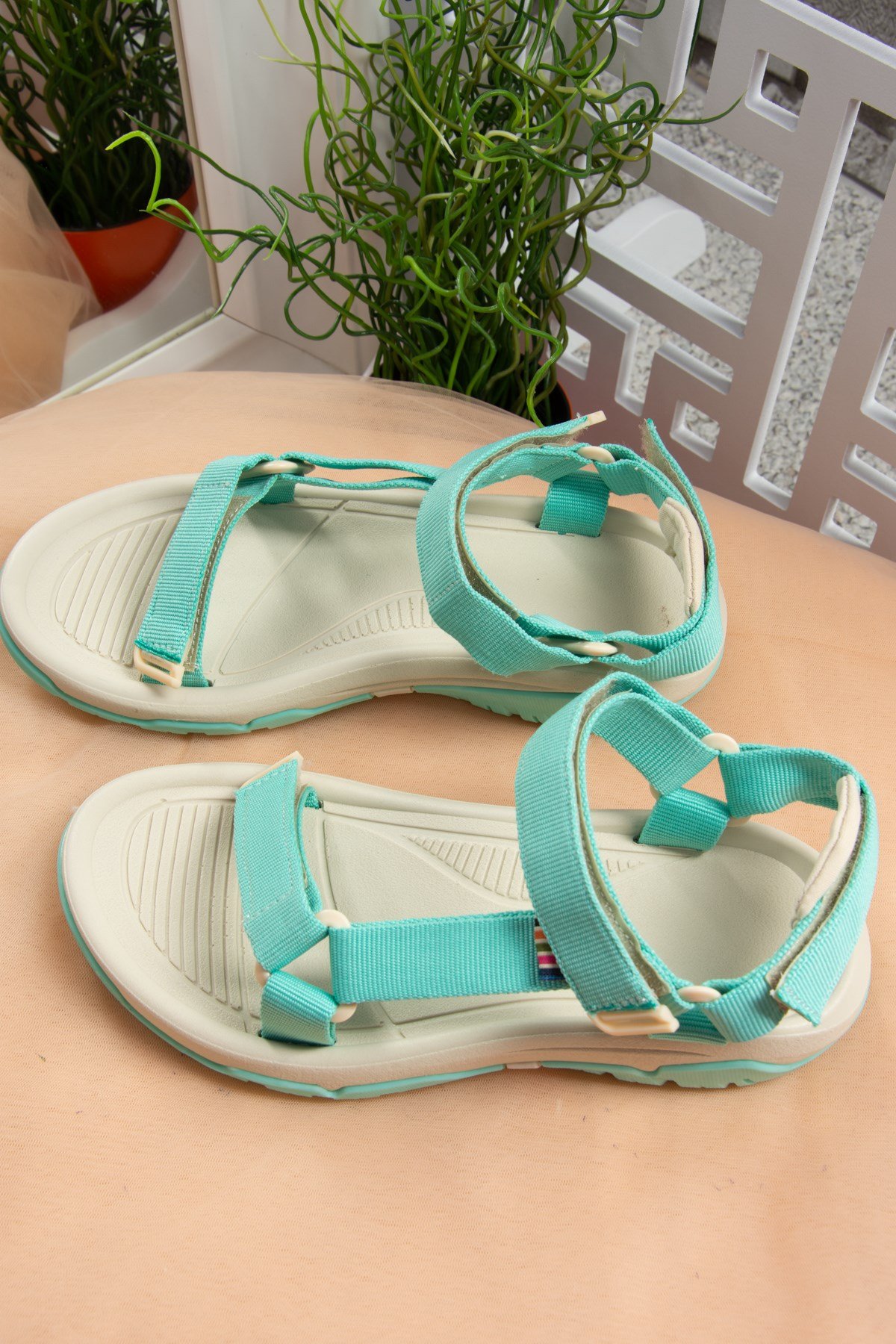 Yeşil Kumaş Kadın Cırtlı Trekking Sandalet K838862504