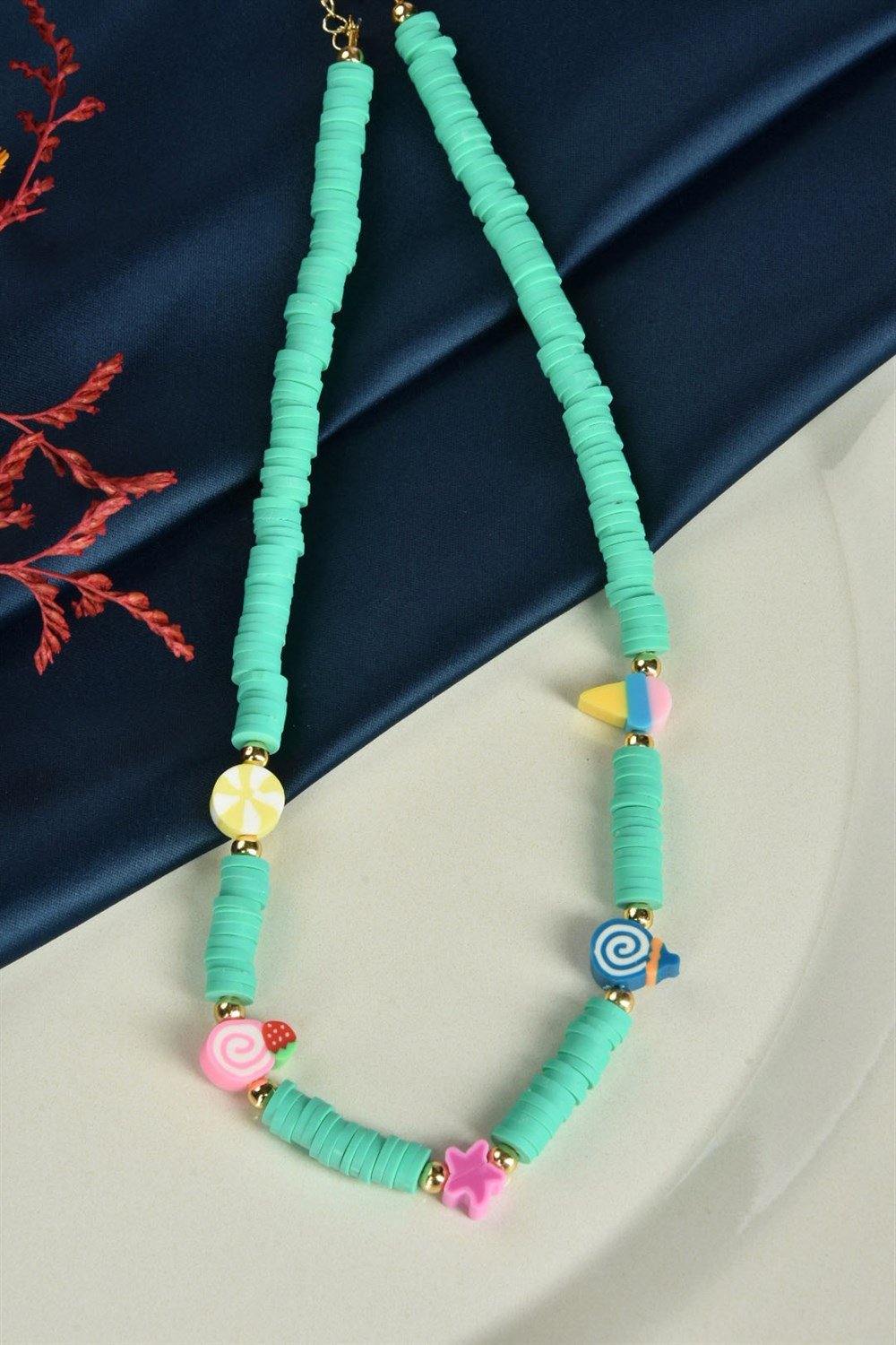 Yumuşak Figürlü Fimo  Yeşil Kolye KA021091