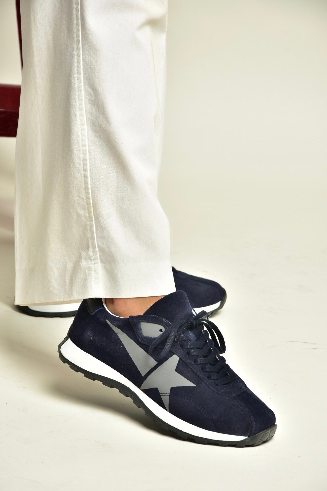 Z312516661 Lacivert Hakiki Deri Süet Kadın Spor Ayakkabı Sneakers