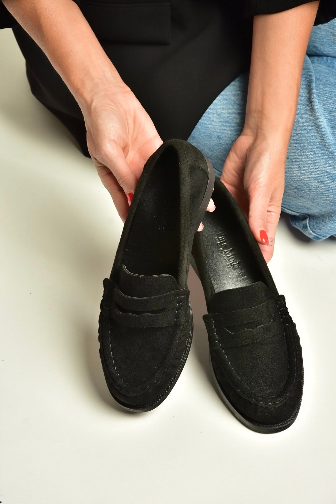 Z820221002 Siyah Süet Kadın Loafer Ayakkabı
