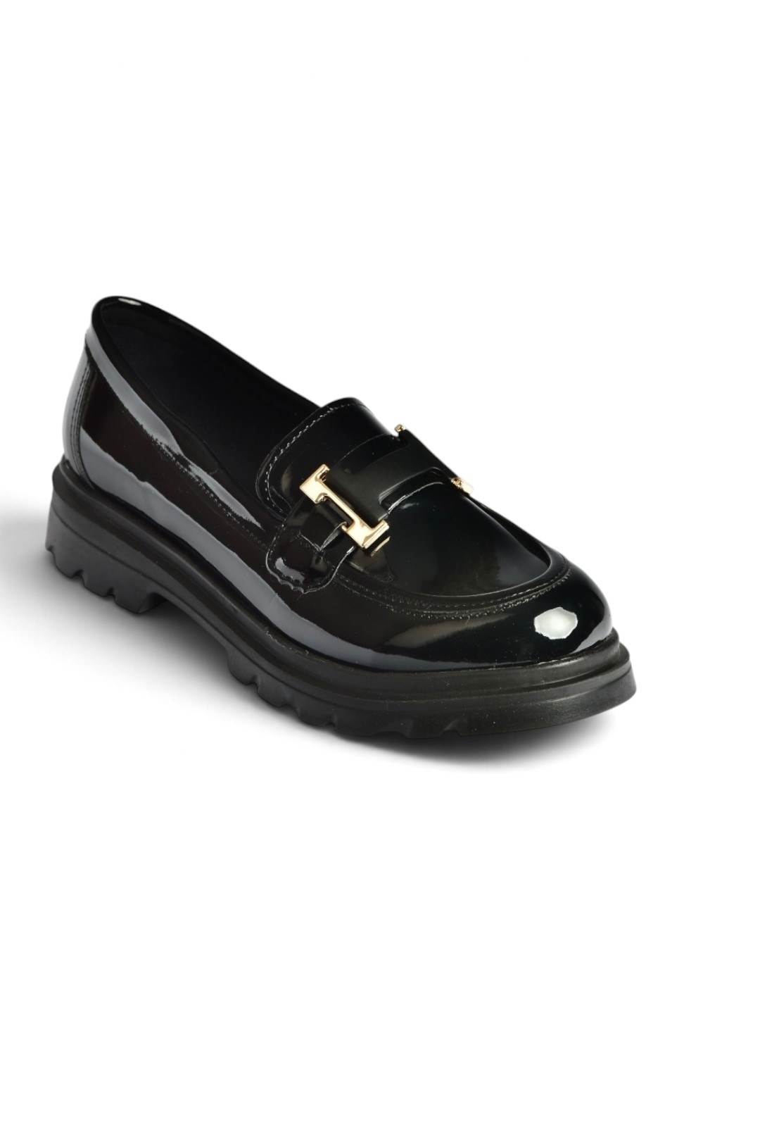 Z881862108 Siyah Rugan Kalın Tabanlı Tokalı Loafer