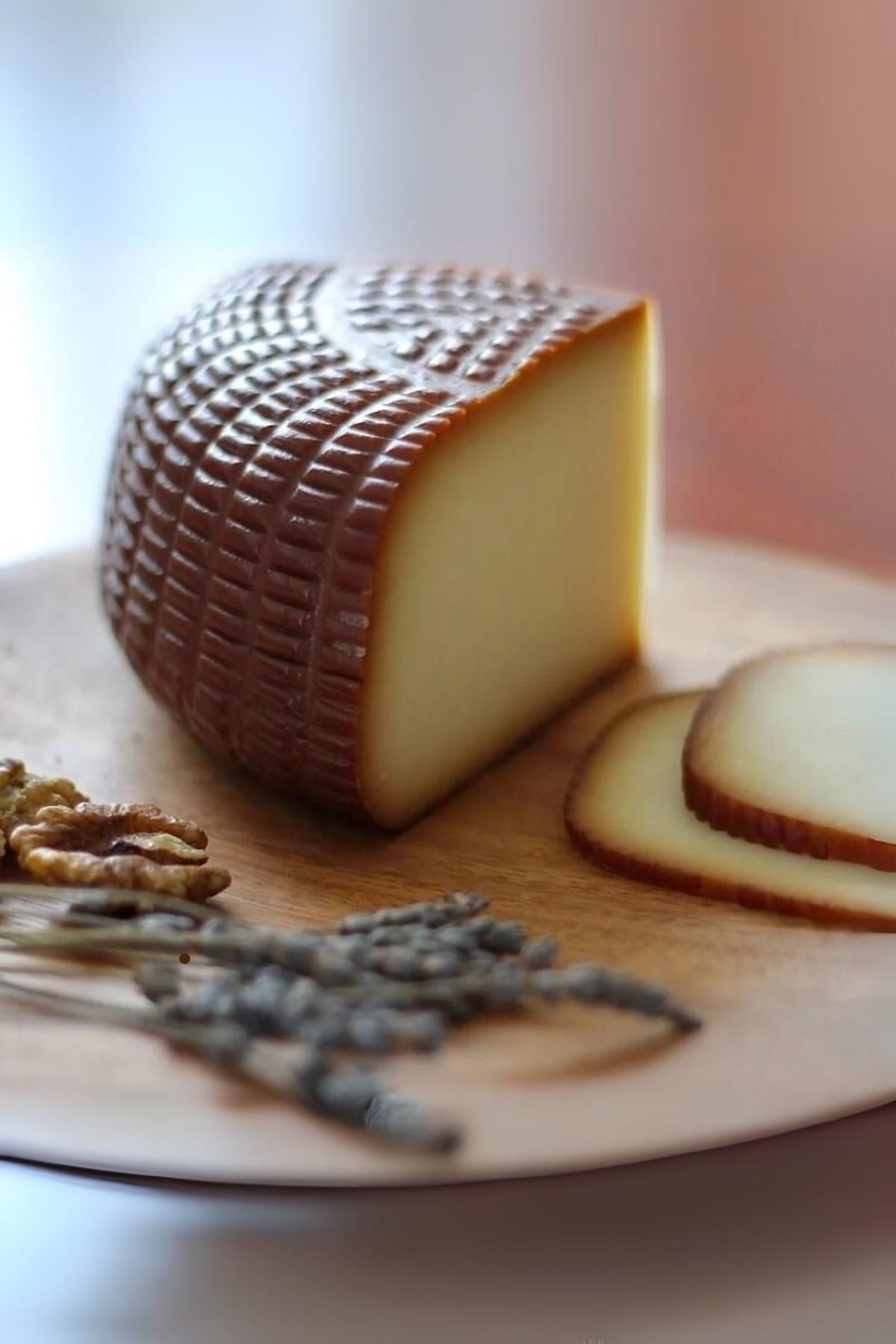 White CheesesDupnisa Çiftliğiİsli Peynir