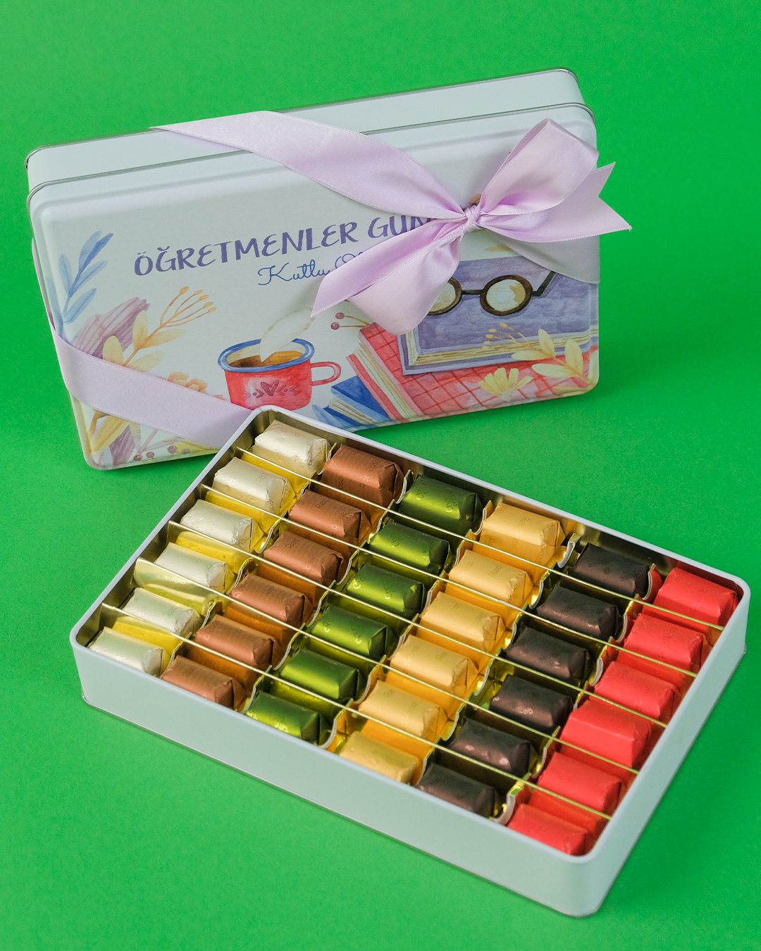 Dolgulu Çikolata Diktörtgen Metal Kutu Öğretmenler Günü Hediyesi