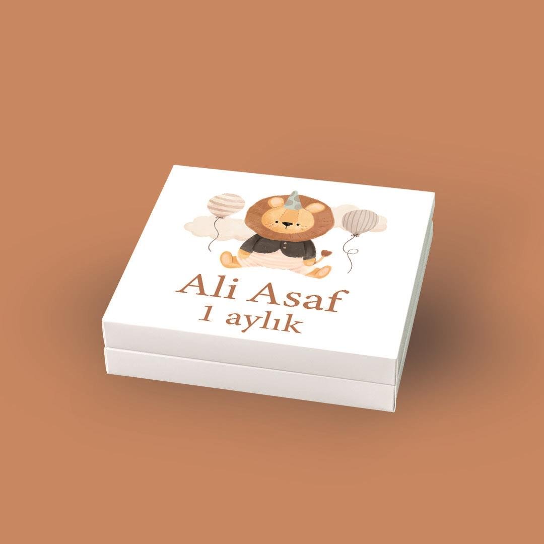 32 Adetli Madlen Erkek Bebek Çikolatası Aslan Desenli