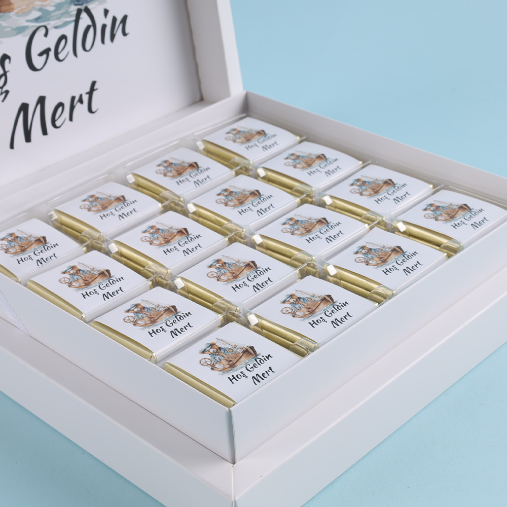32 Adetli Madlen Erkek Bebek Çikolatası Gemici Ayıcık Desenli